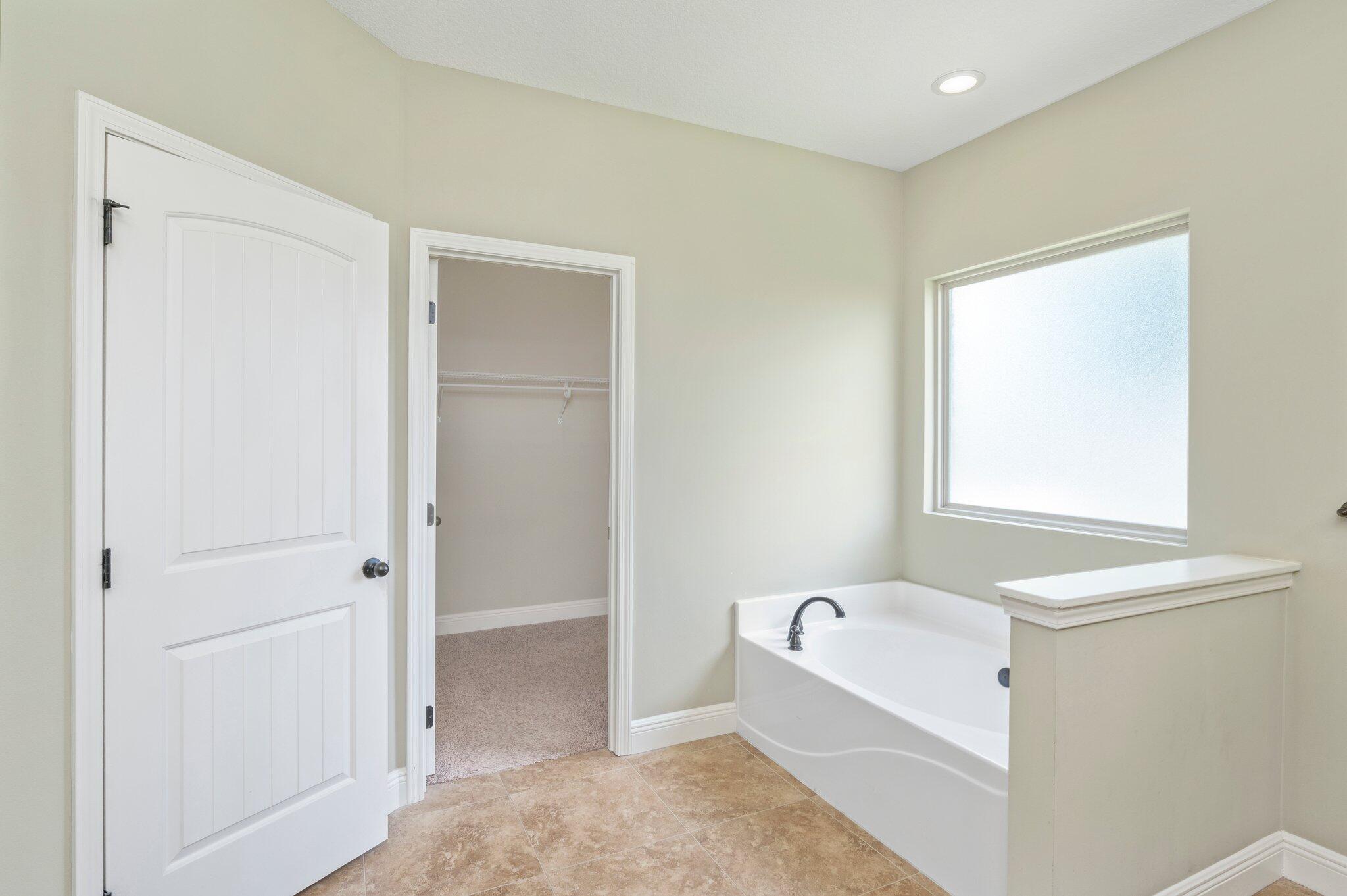 FOUR WINDS S/D - Residential