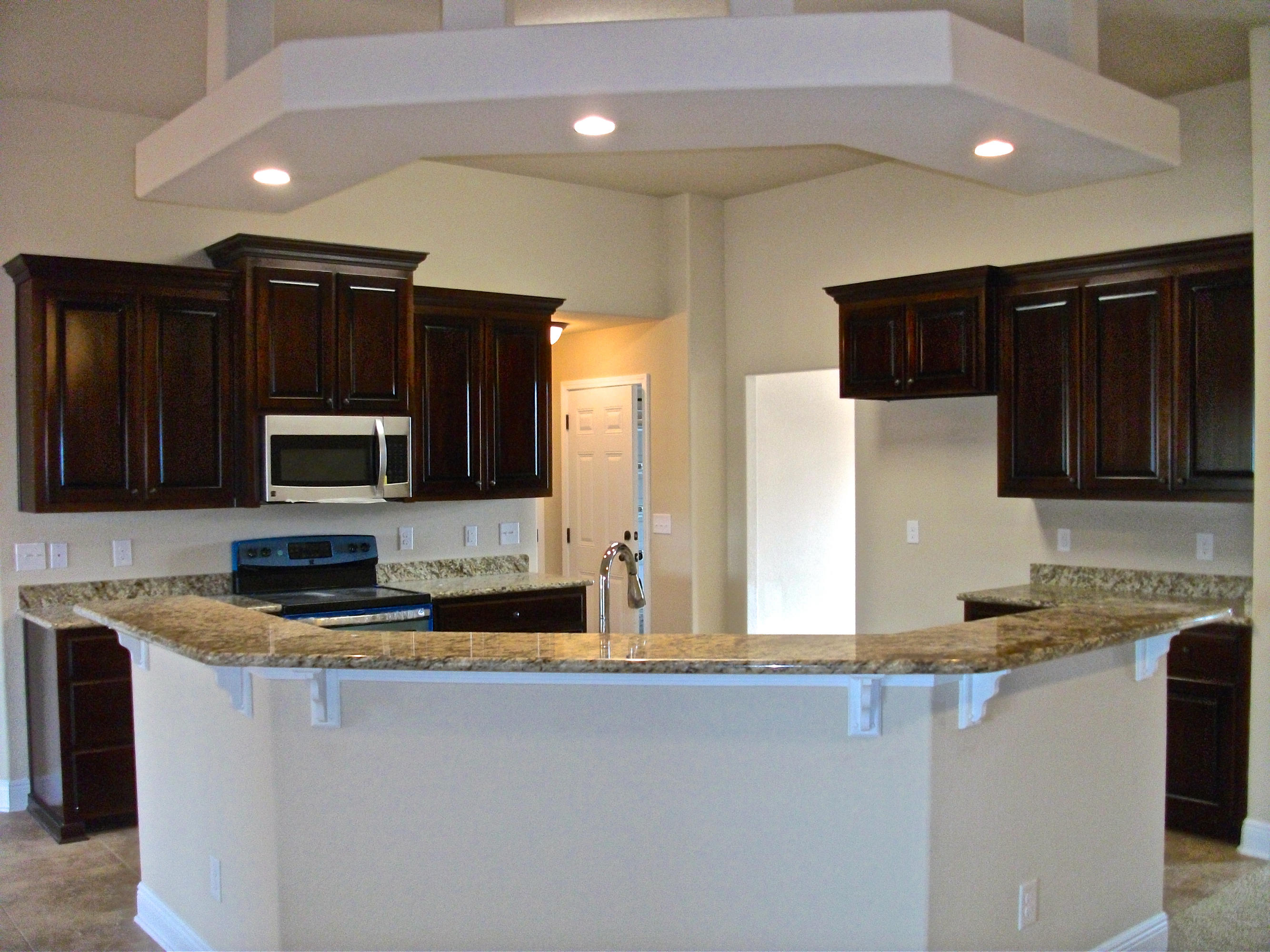 FOX VALLEY - Residential