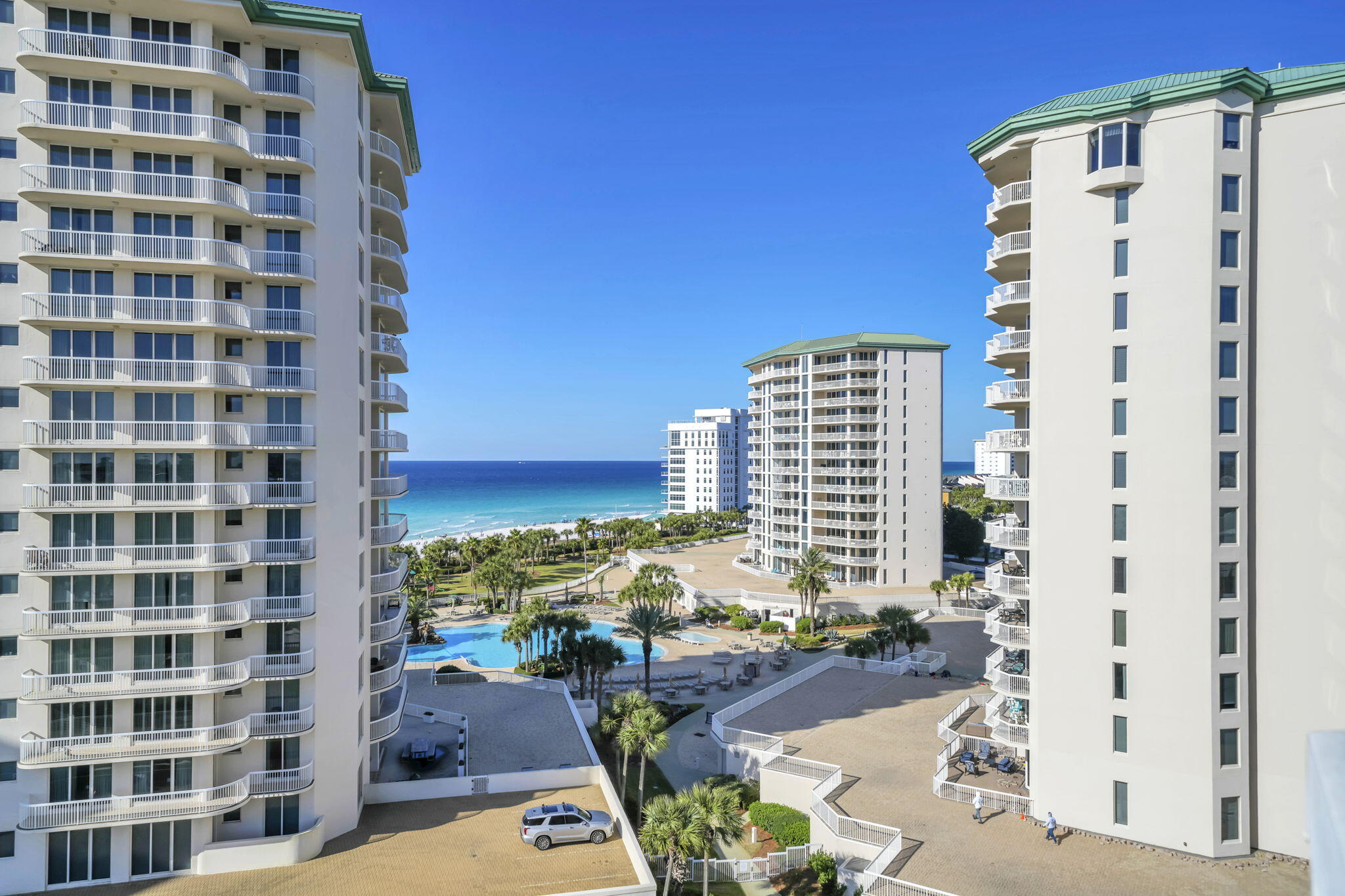 ST. BARTH AT SILVER SHELLS - Residential