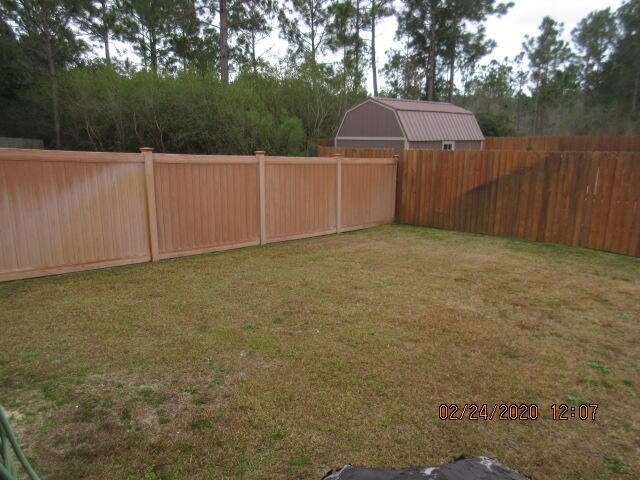 MISTY MEADOWS - Residential Lease