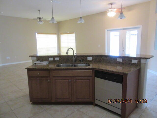 MISTY MEADOWS - Residential Lease