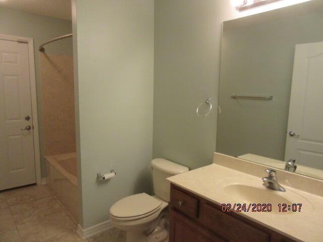 MISTY MEADOWS - Residential Lease