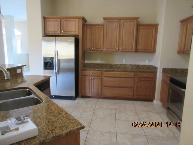 MISTY MEADOWS - Residential Lease