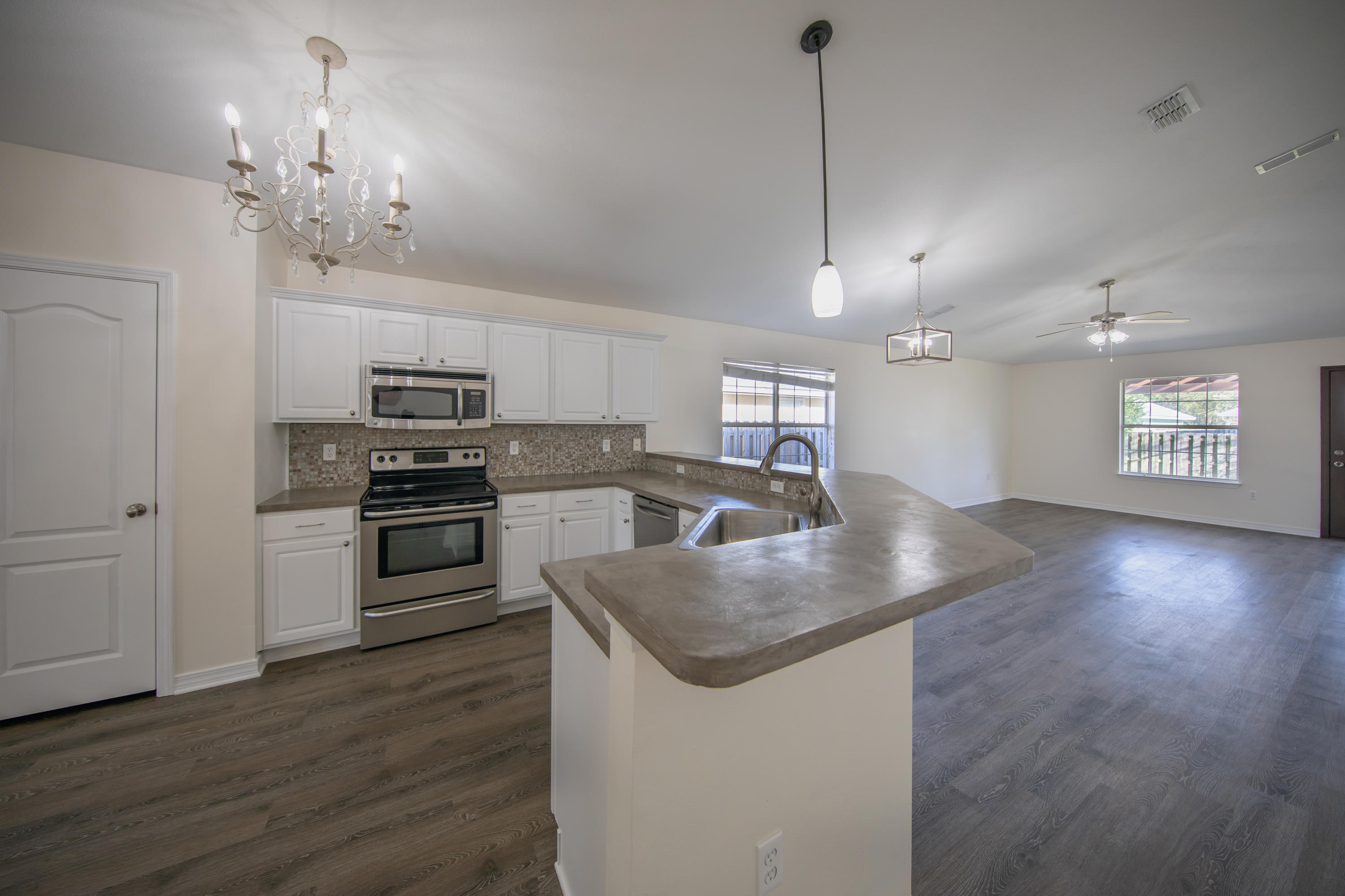 DRIFTWOOD ESTATES - Residential