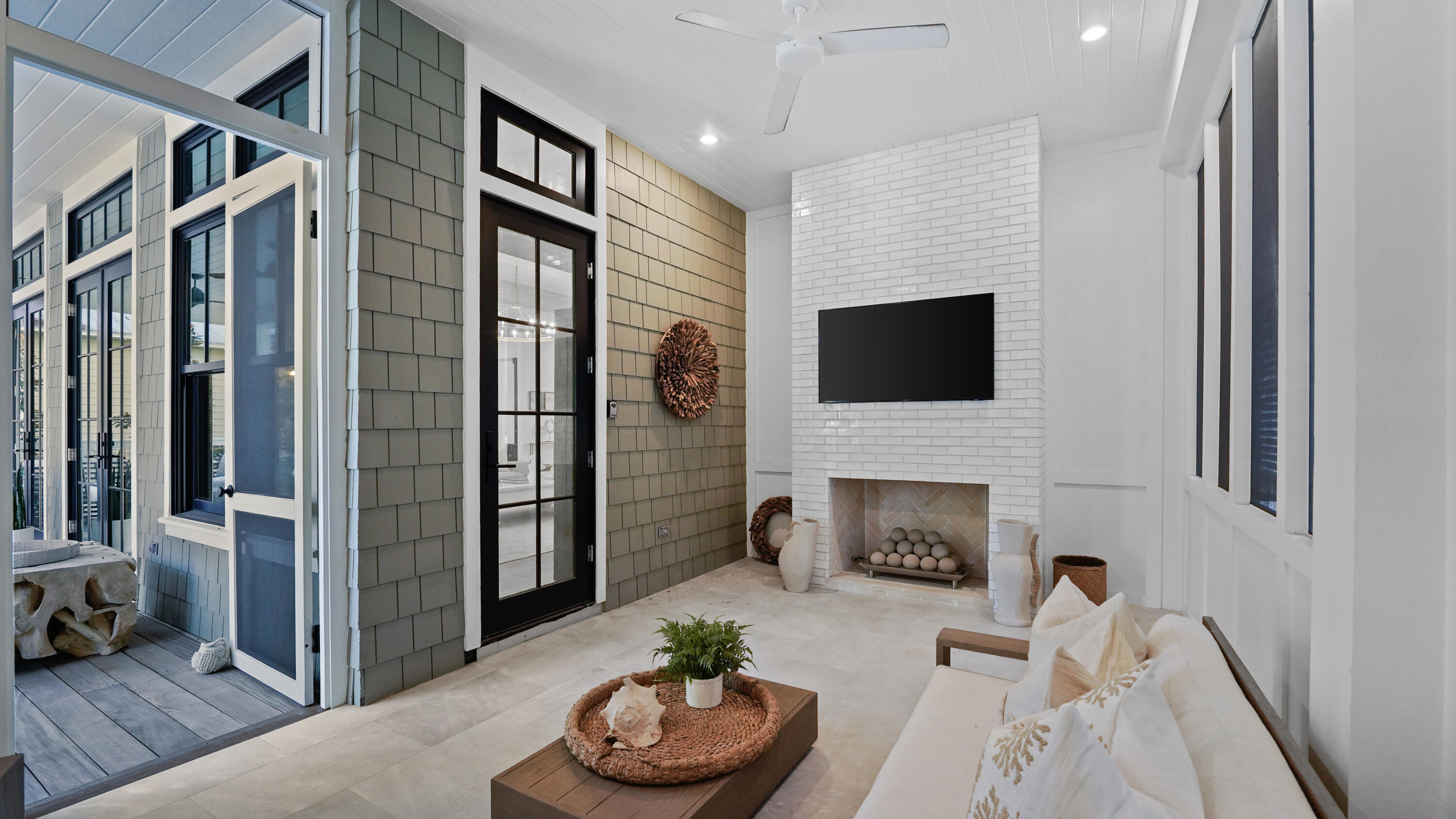 WATERCOLOR - Residential