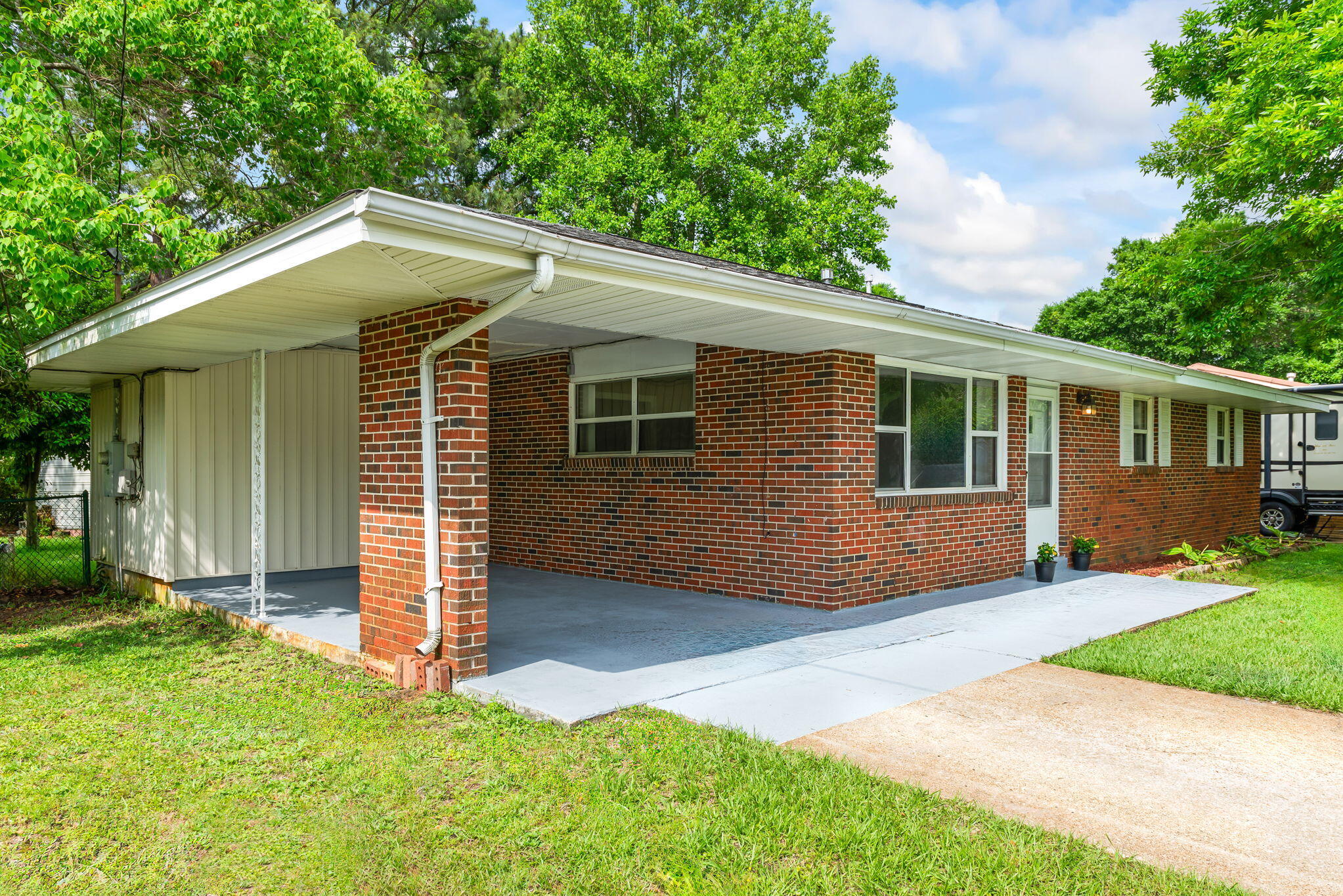312 NW Watson Drive