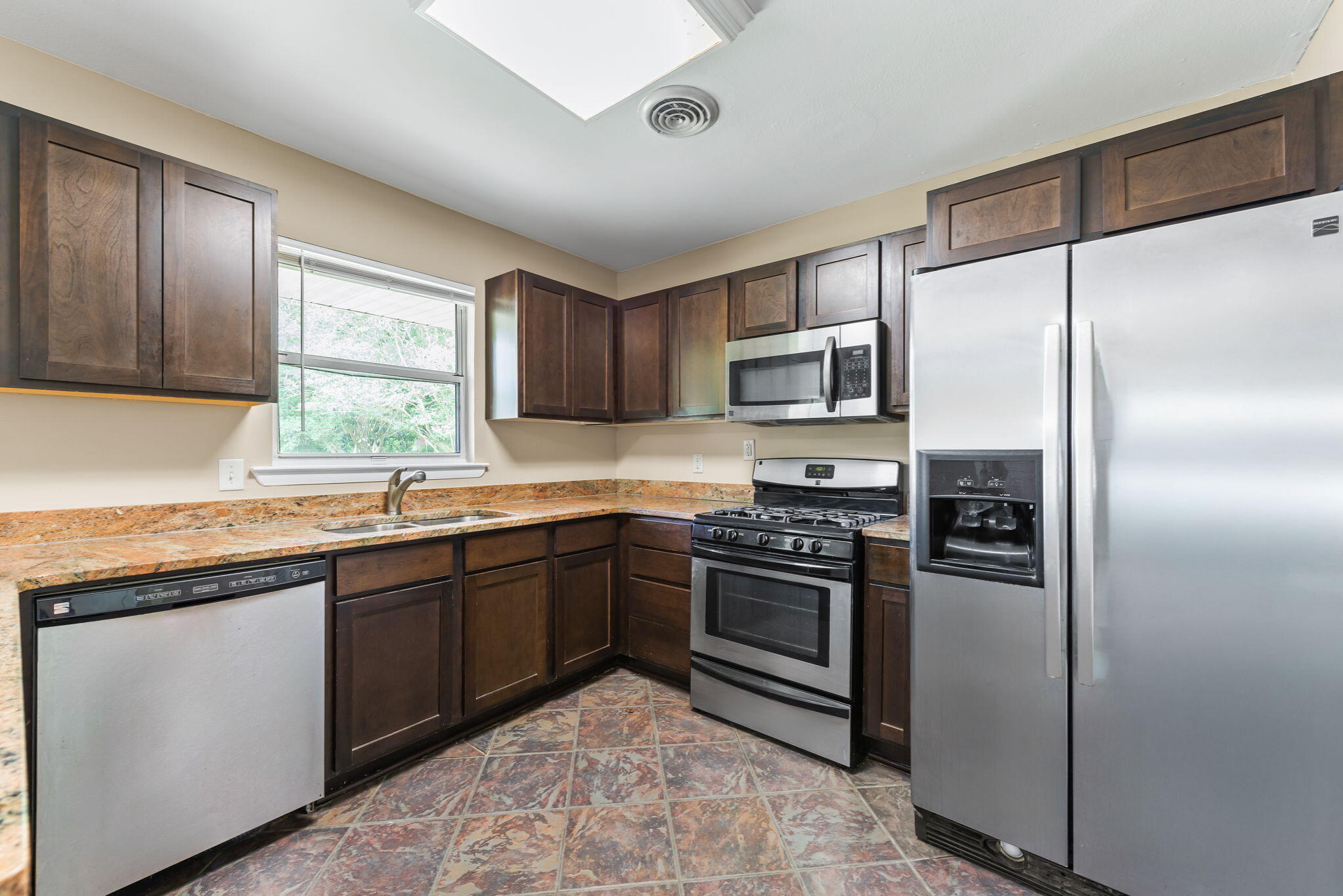 VESTA HEIGHTS - Residential