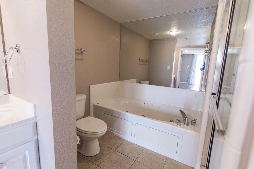 Hibiscus by the Bay - Residential