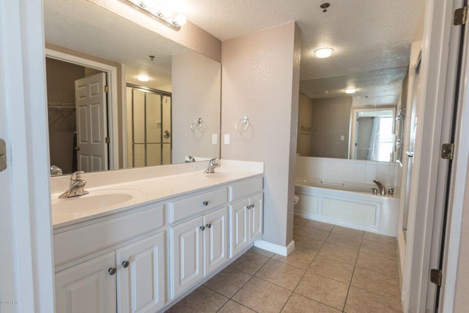 Hibiscus by the Bay - Residential