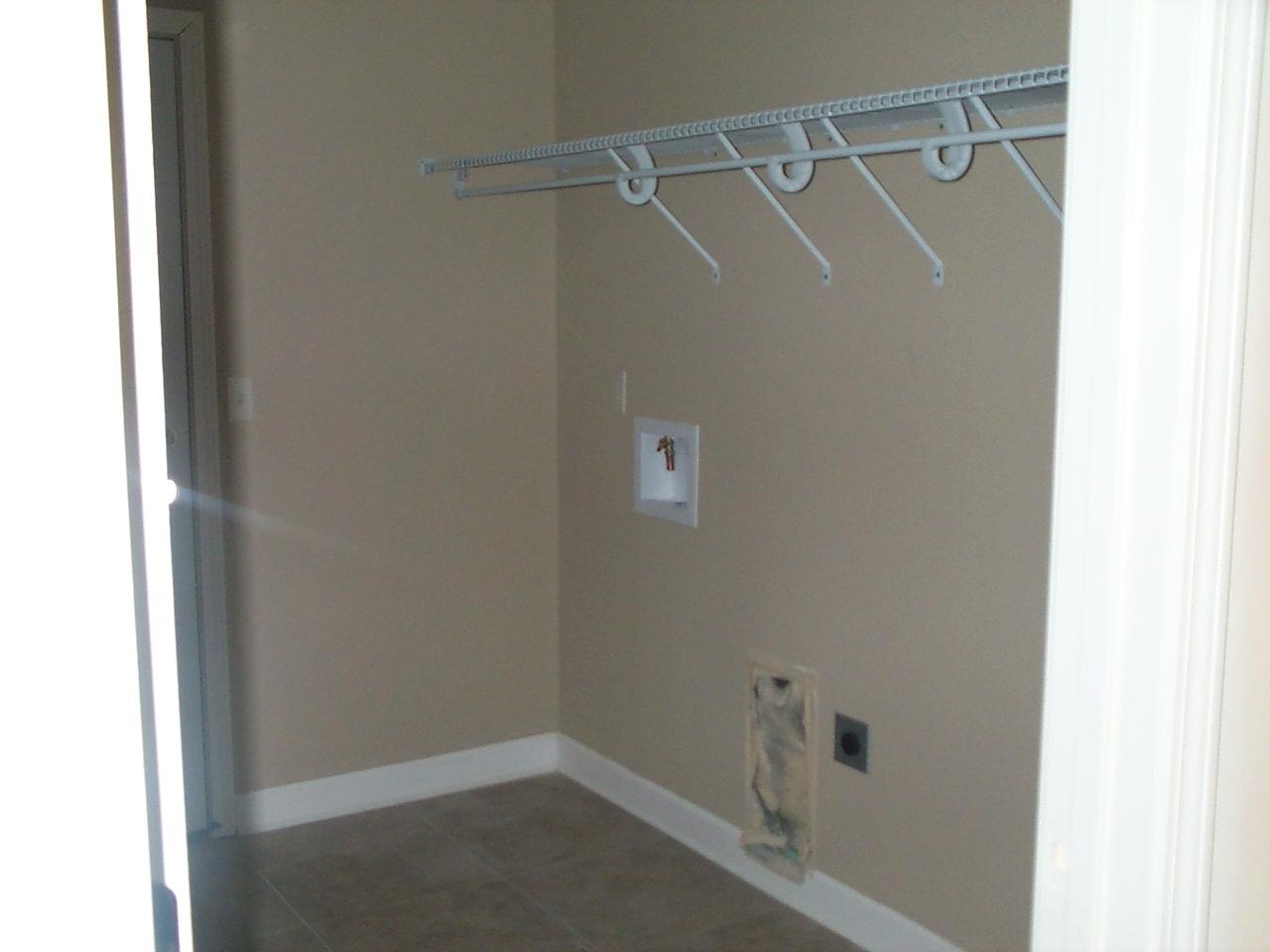 ELLIOTTS POINT 7TH ADDN - Residential