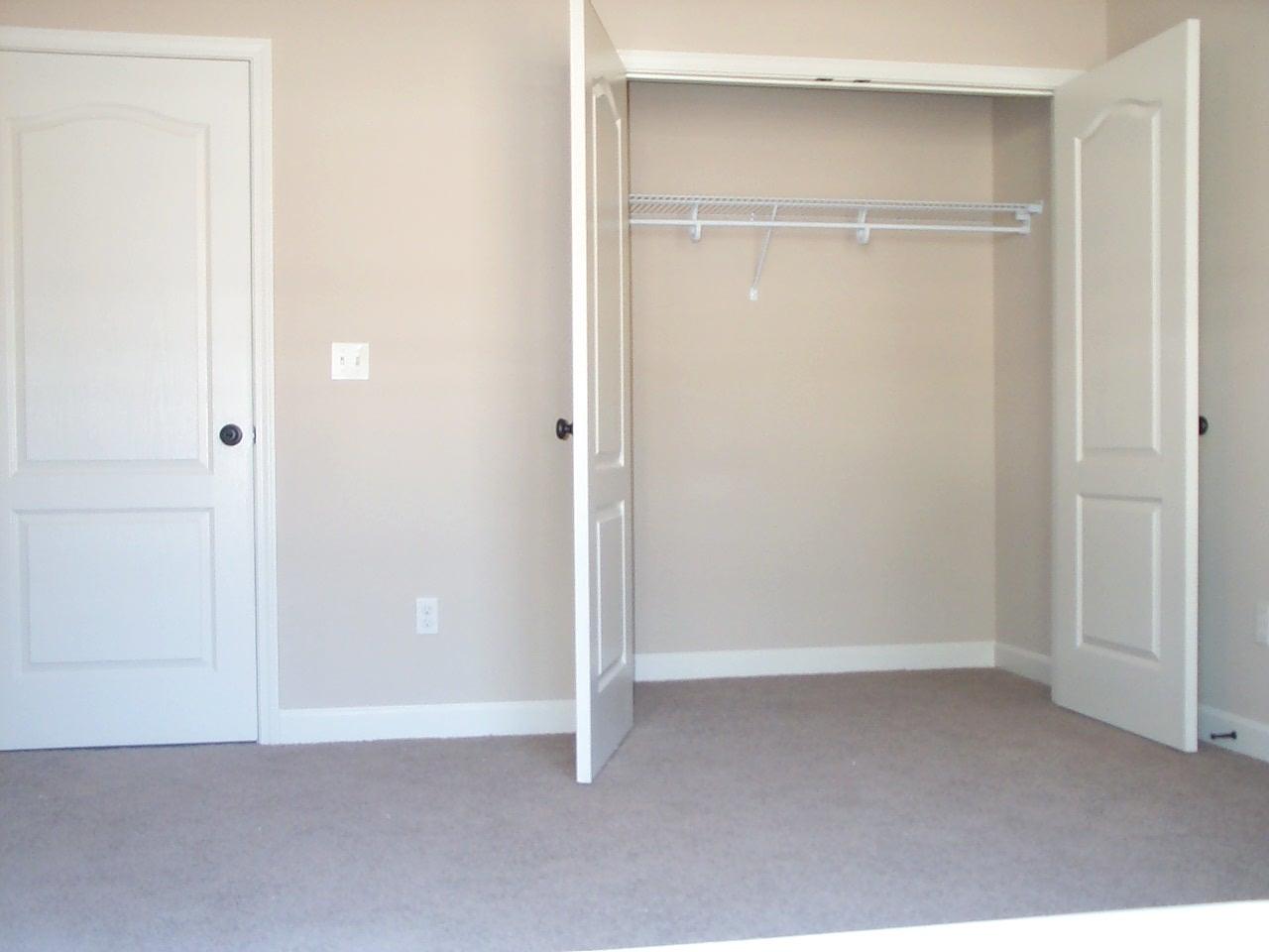 ELLIOTTS POINT 7TH ADDN - Residential