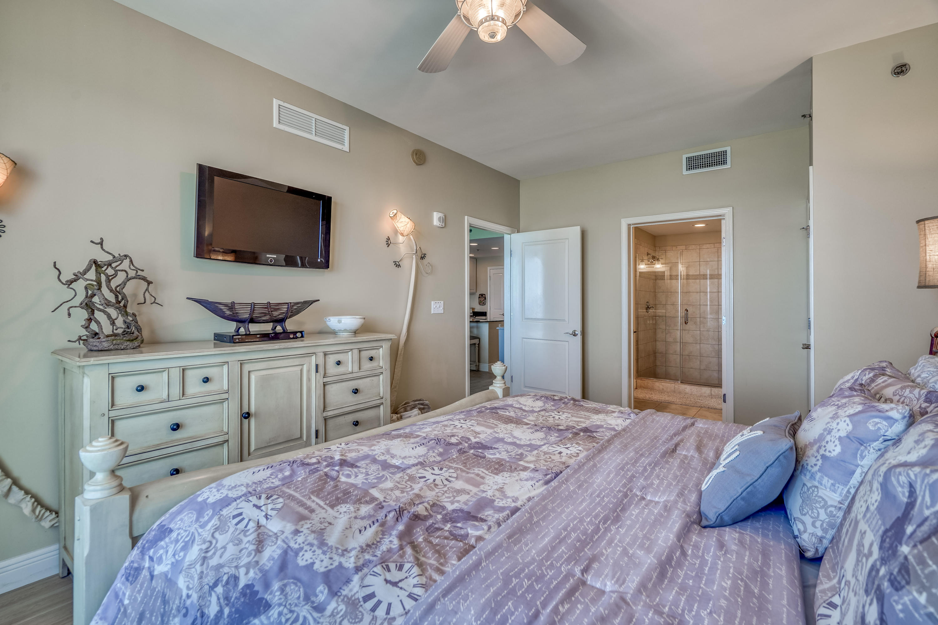 Sterling Breeze - Residential