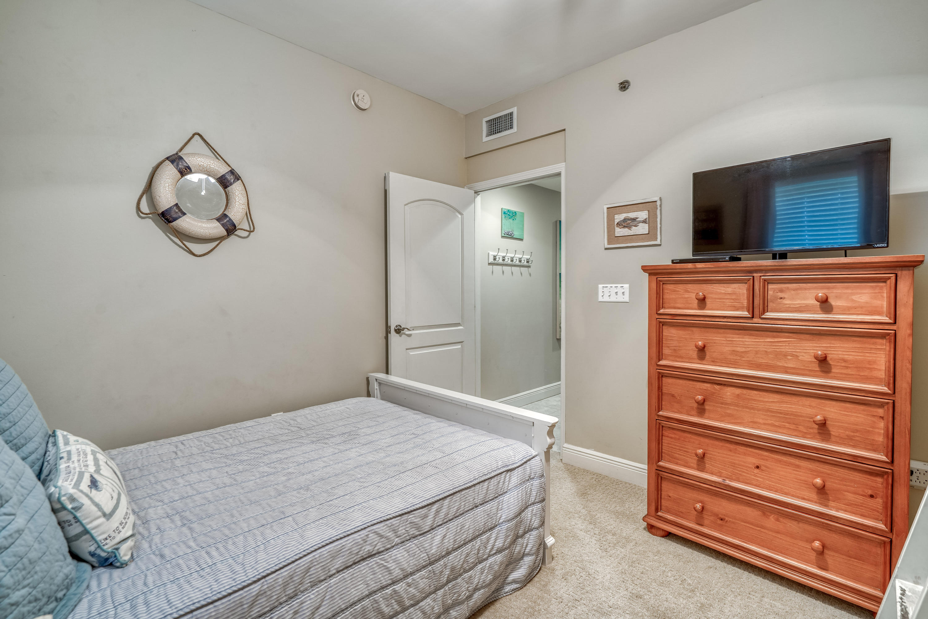 Sterling Breeze - Residential