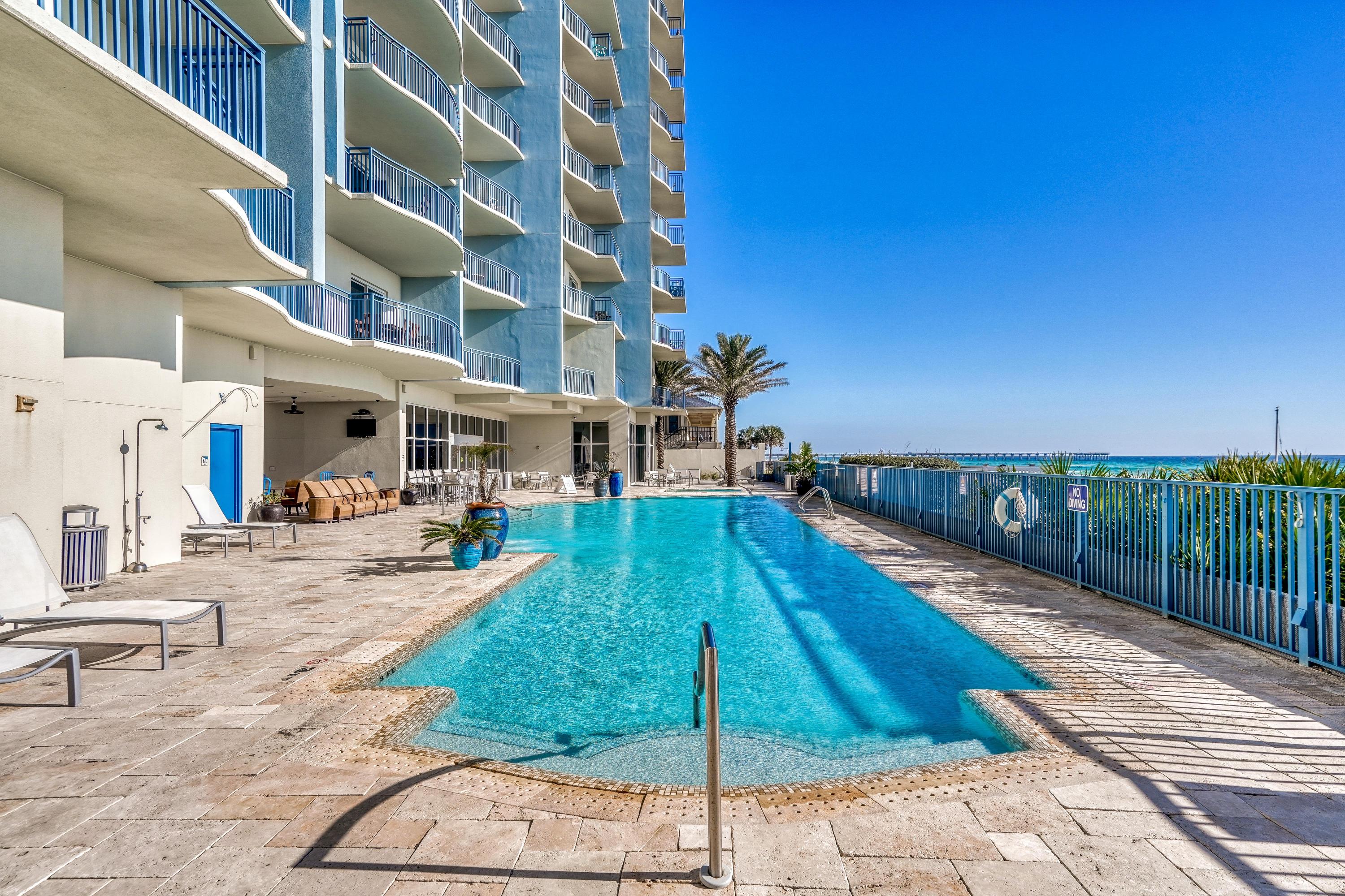 Sterling Breeze - Residential