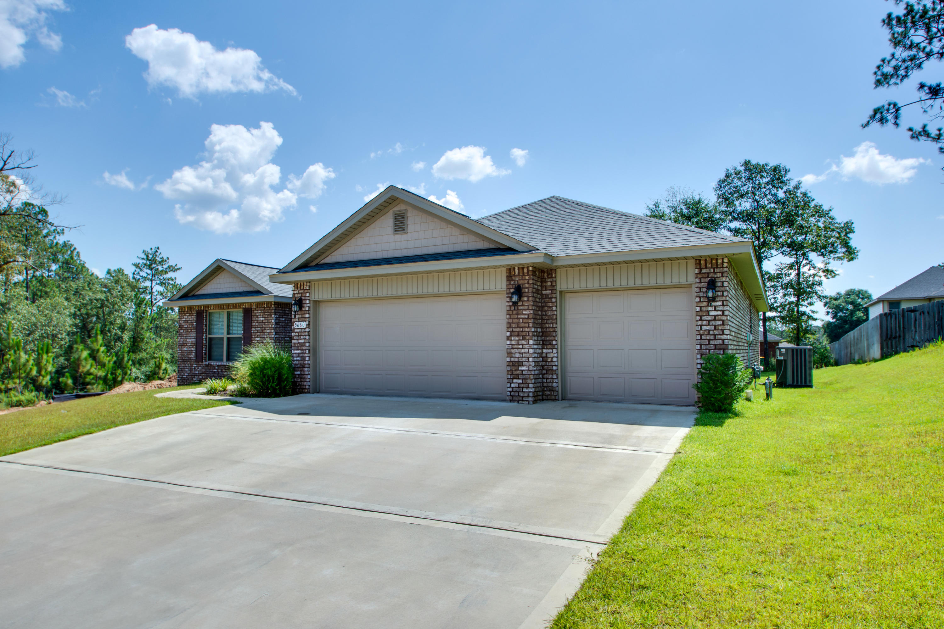 BROOKE ESTATES PH III - Residential Lease