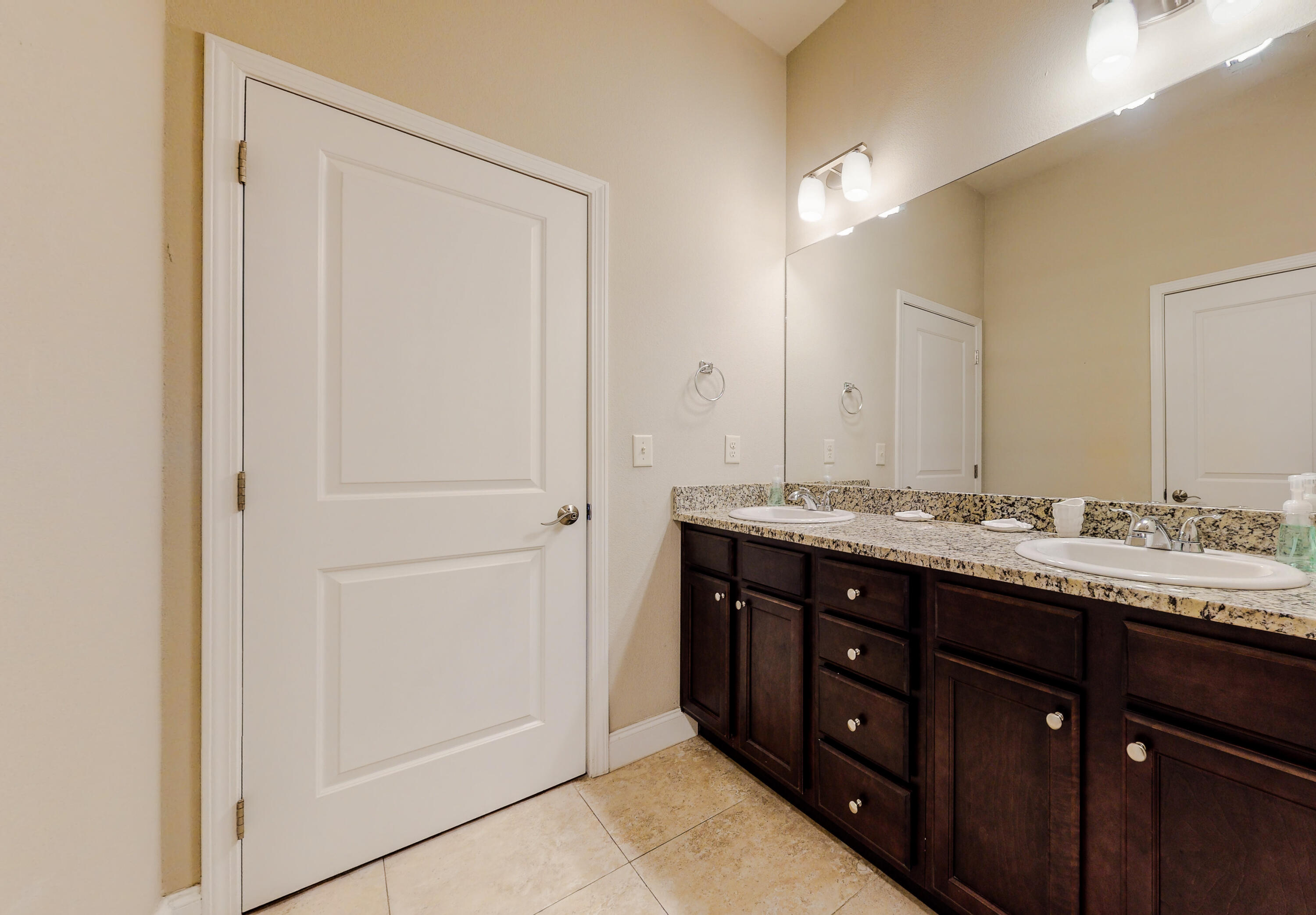 Alerio Unit C202 - Residential