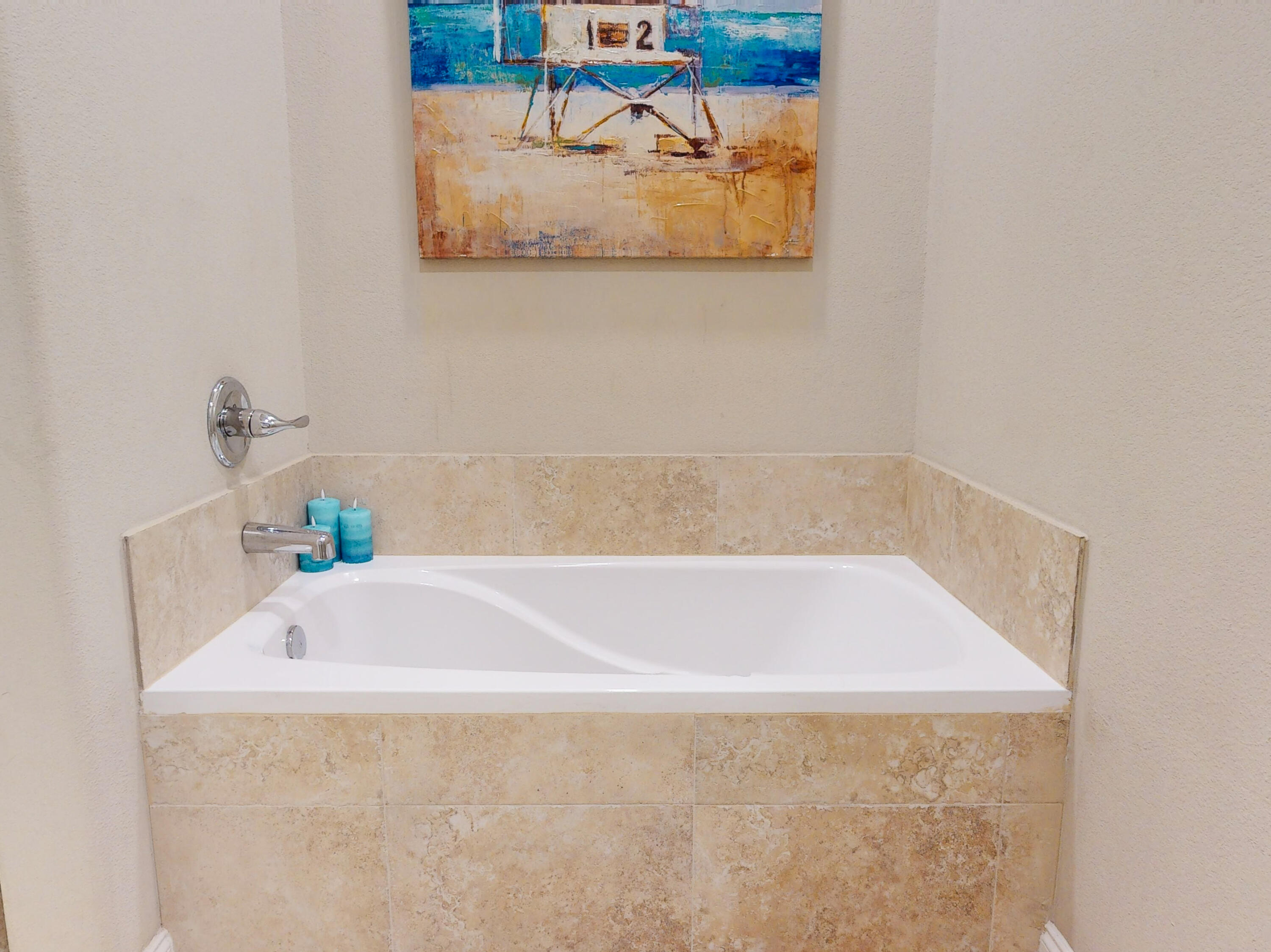 Alerio Unit C202 - Residential