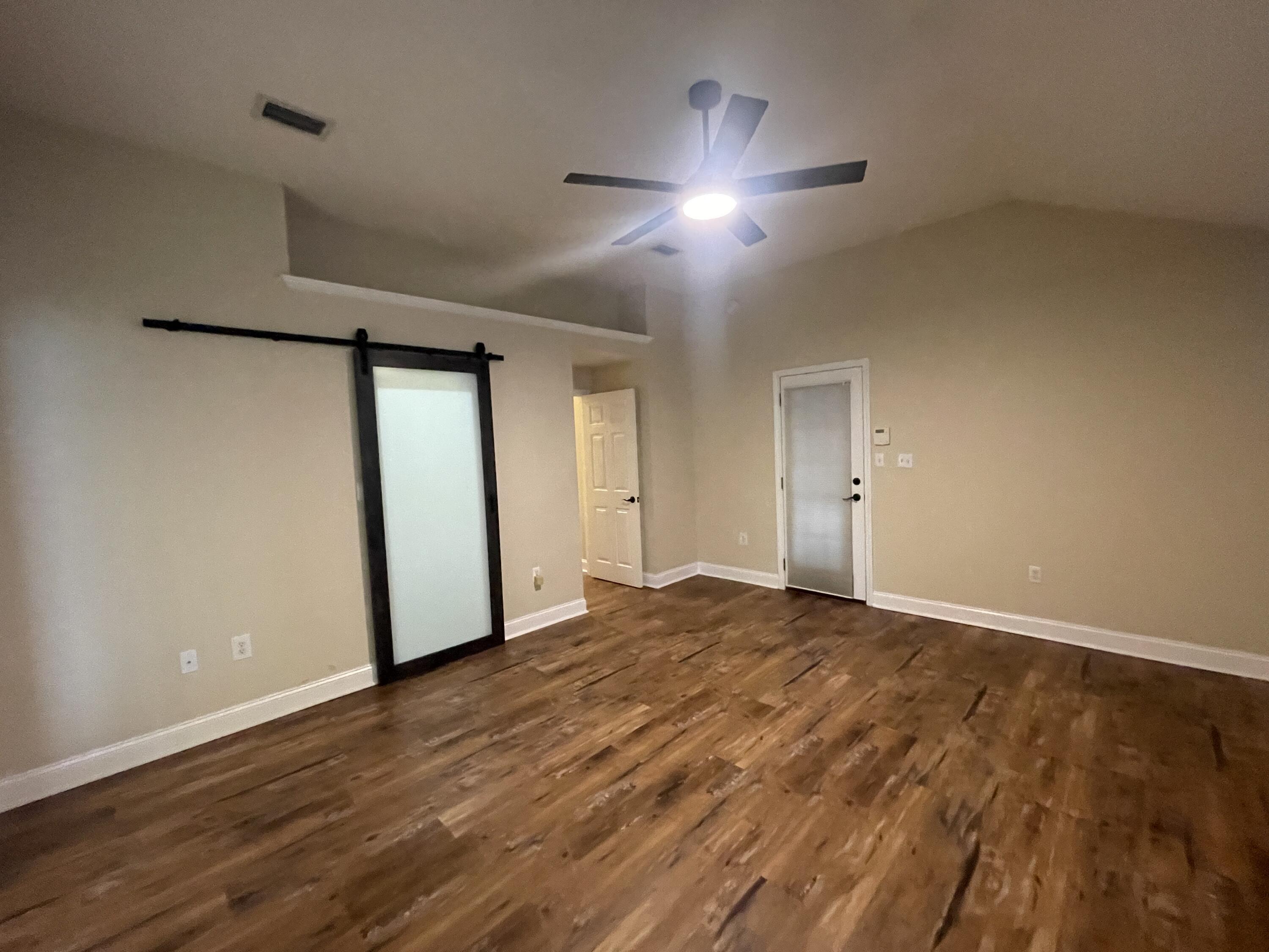 SHALIMAR OAKS - Residential Lease