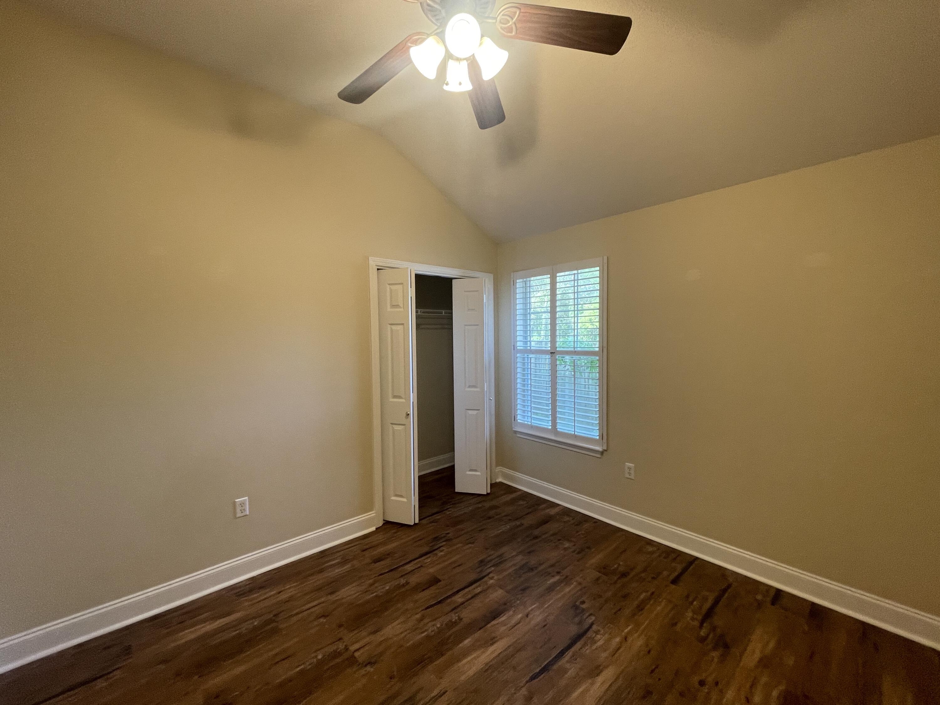 SHALIMAR OAKS - Residential Lease