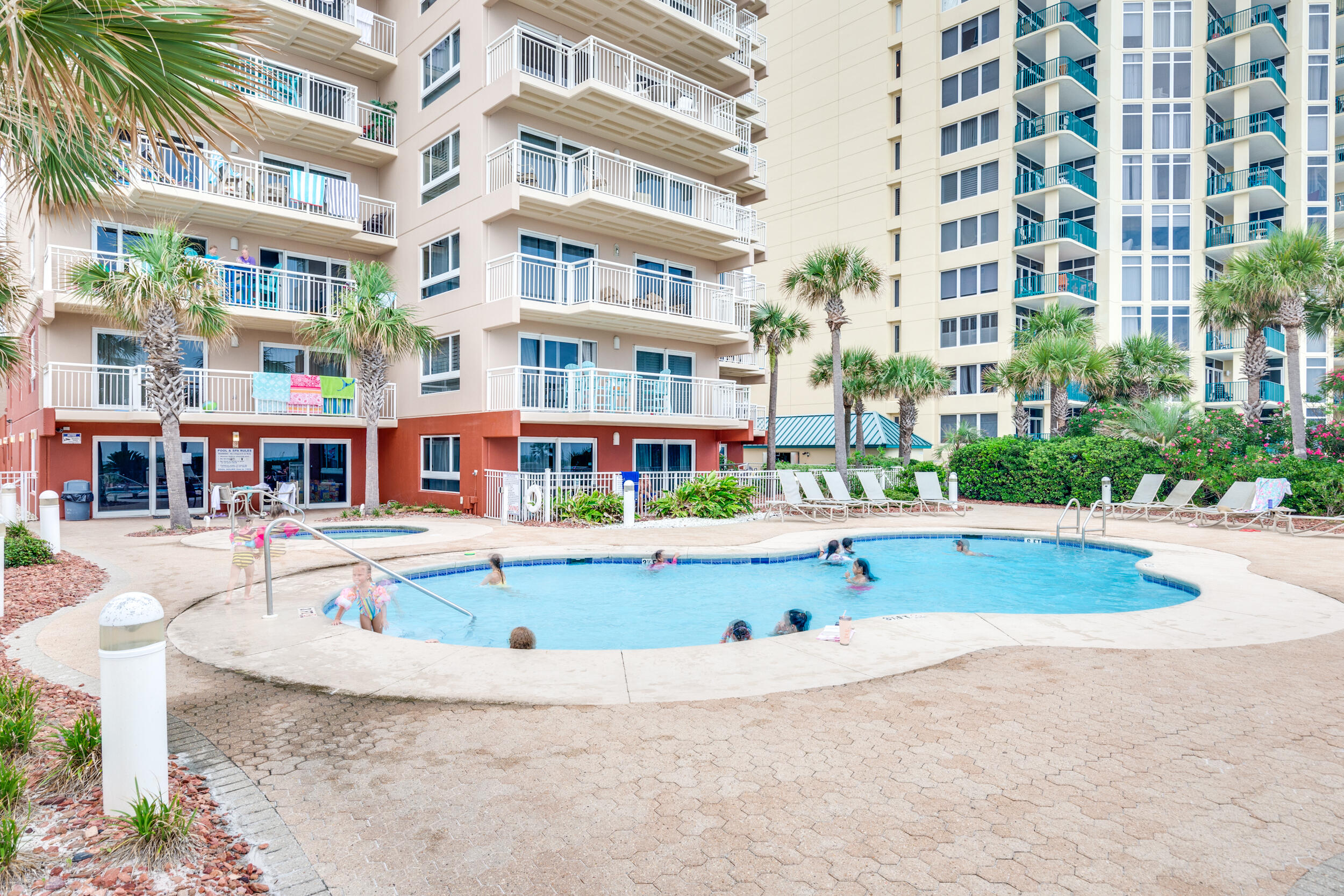 DESTIN TOWERS CONDO - Residential
