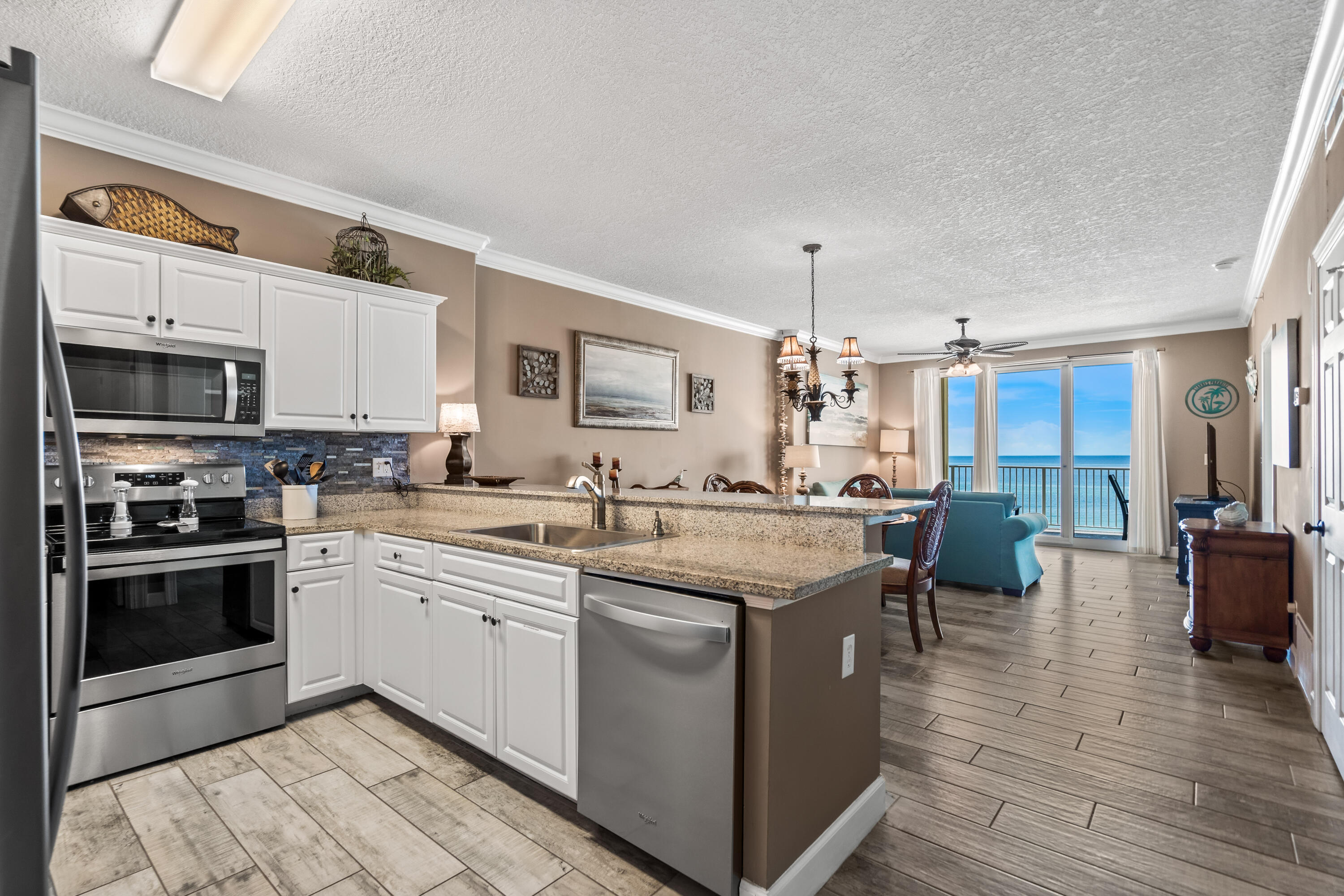 EMERALD ISLE - Residential