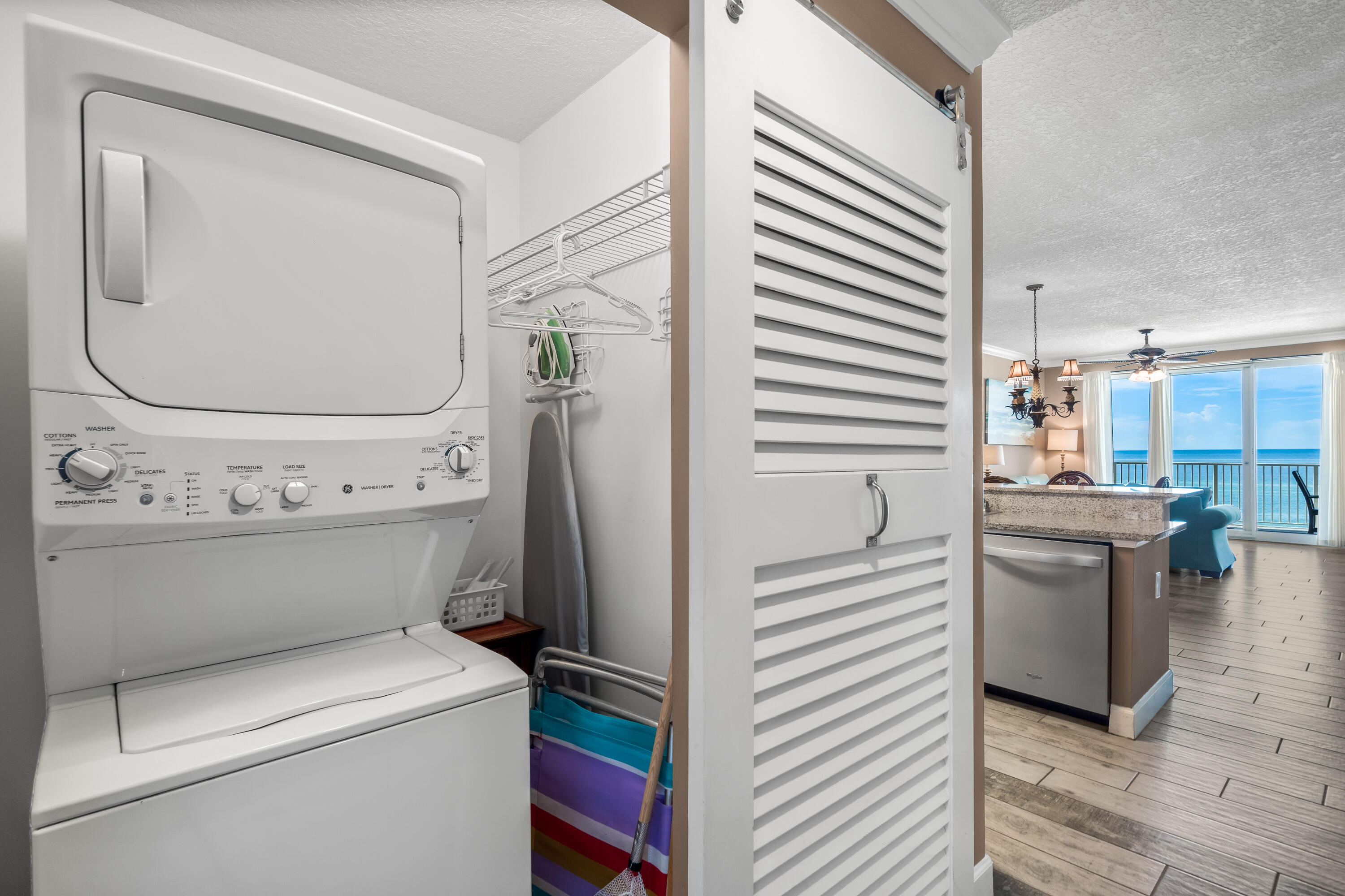 EMERALD ISLE - Residential