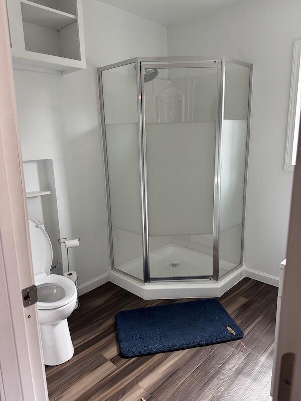 AVERITT ADDN TO CRESTVIEW - Residential Lease