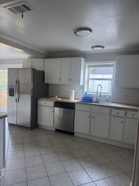 AVERITT ADDN TO CRESTVIEW - Residential Lease