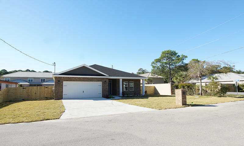 NORTHERN PINES S/D - Residential