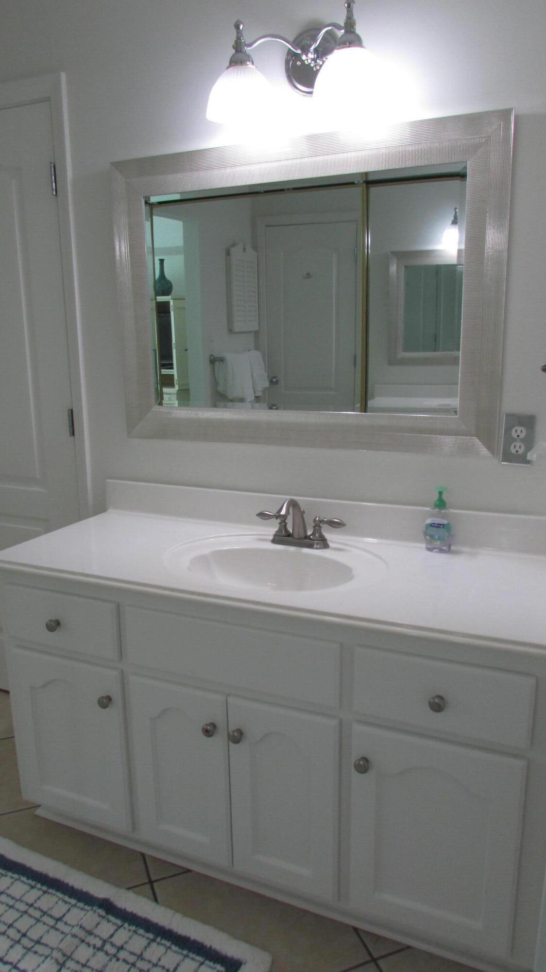 EL MATADOR CONDO - Residential