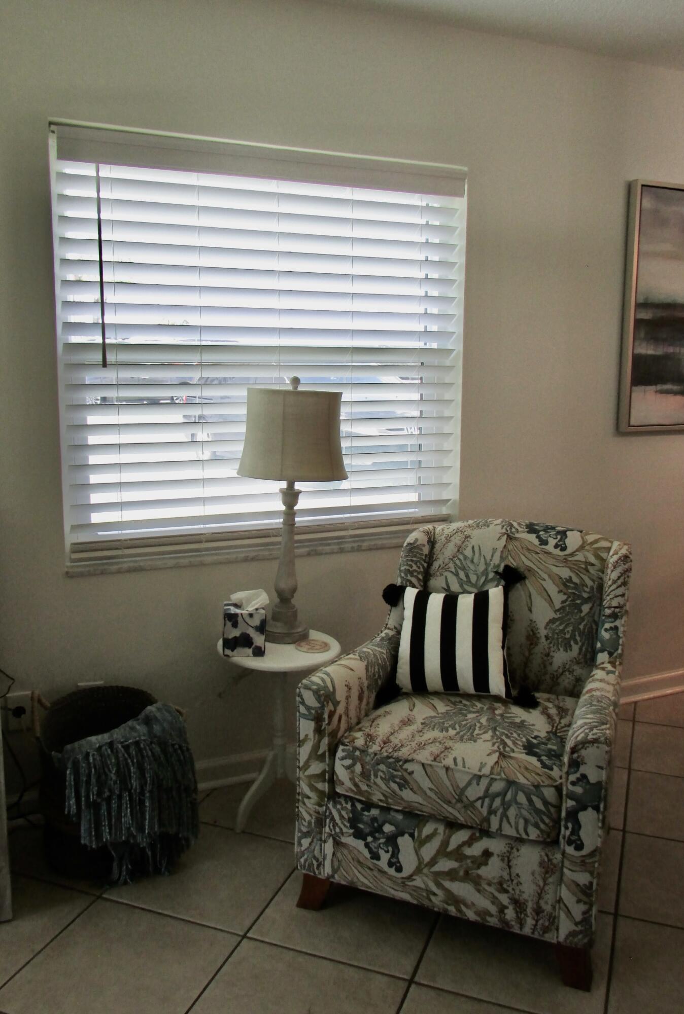 EL MATADOR CONDO - Residential