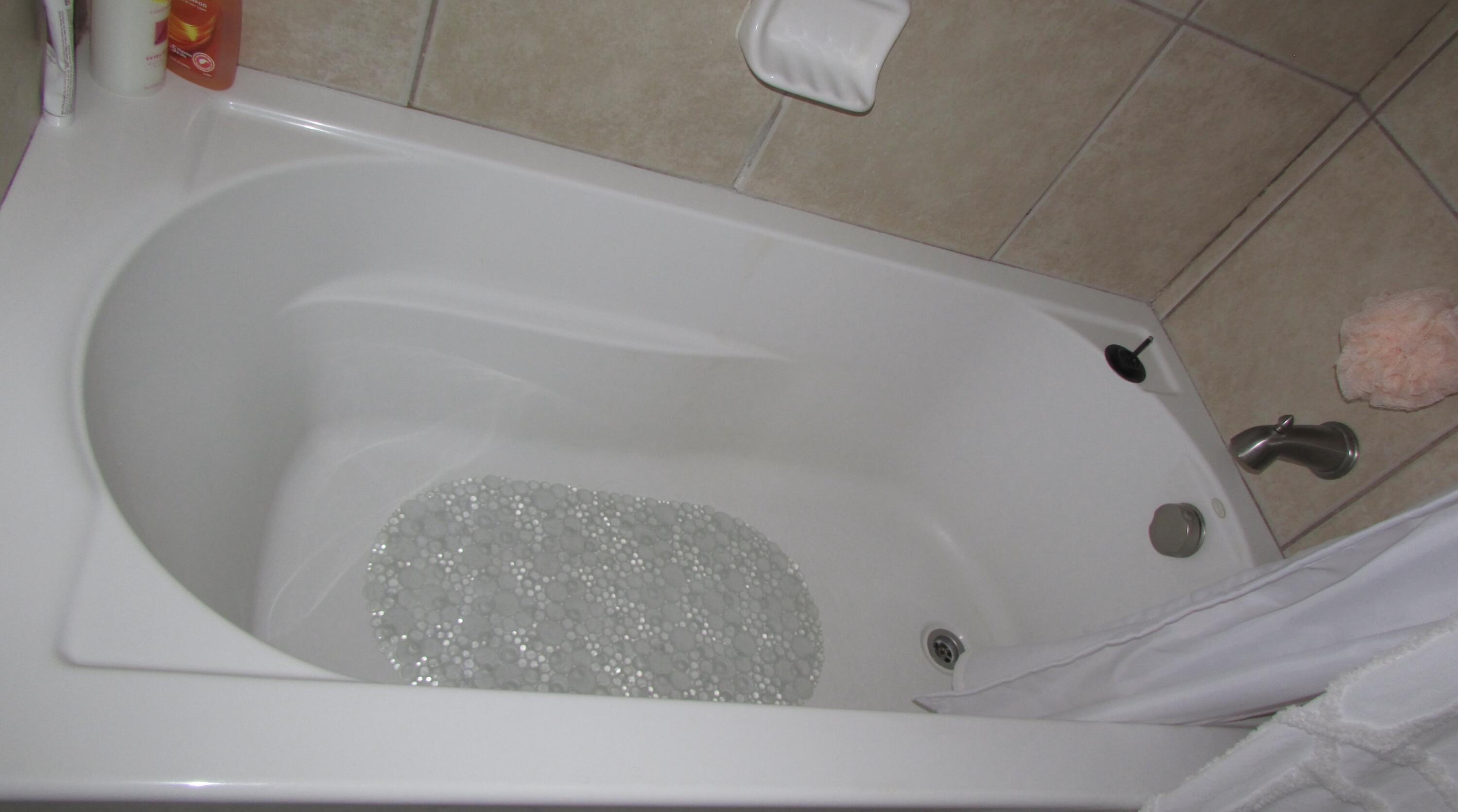 EL MATADOR CONDO - Residential