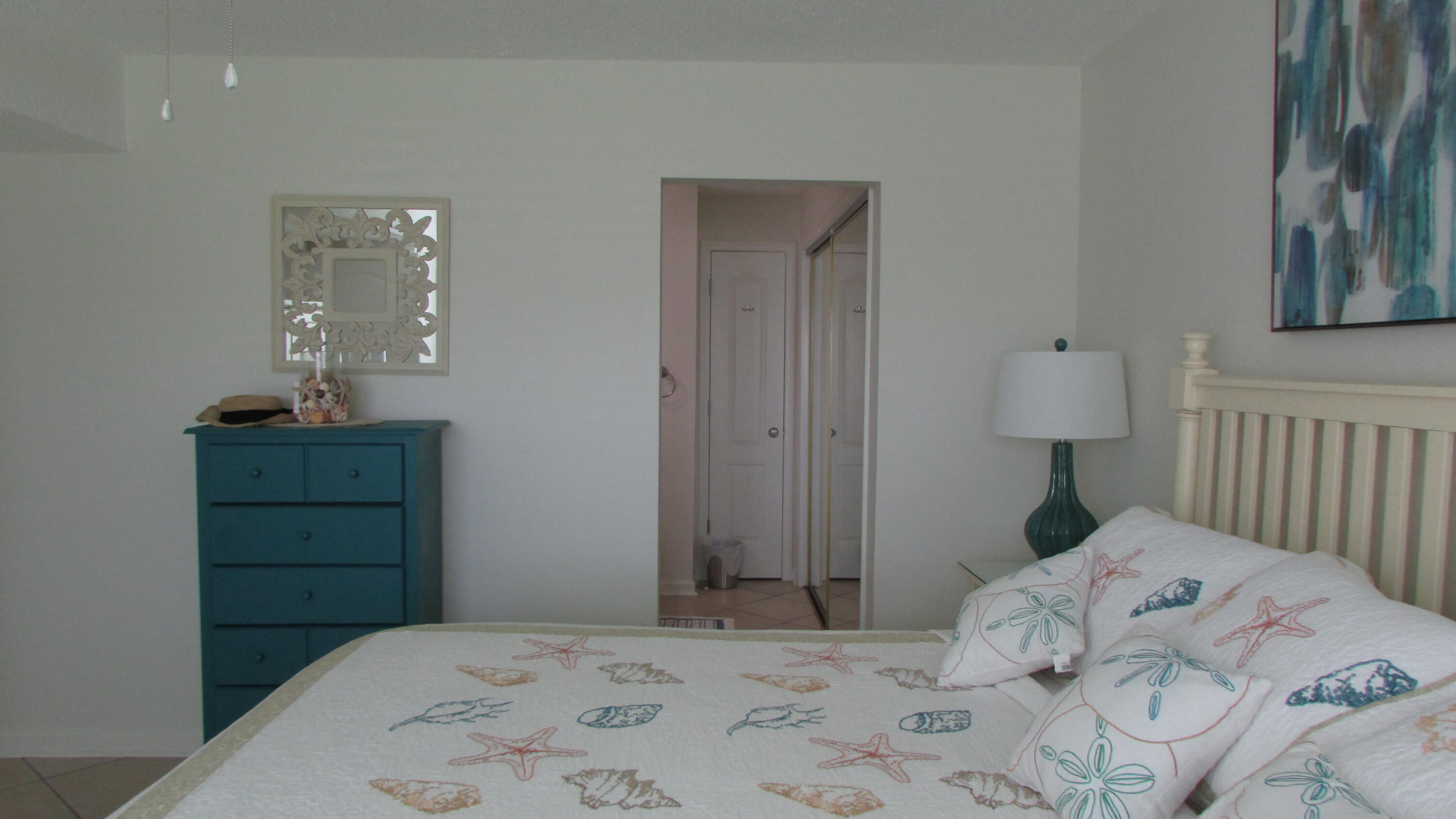 EL MATADOR CONDO - Residential