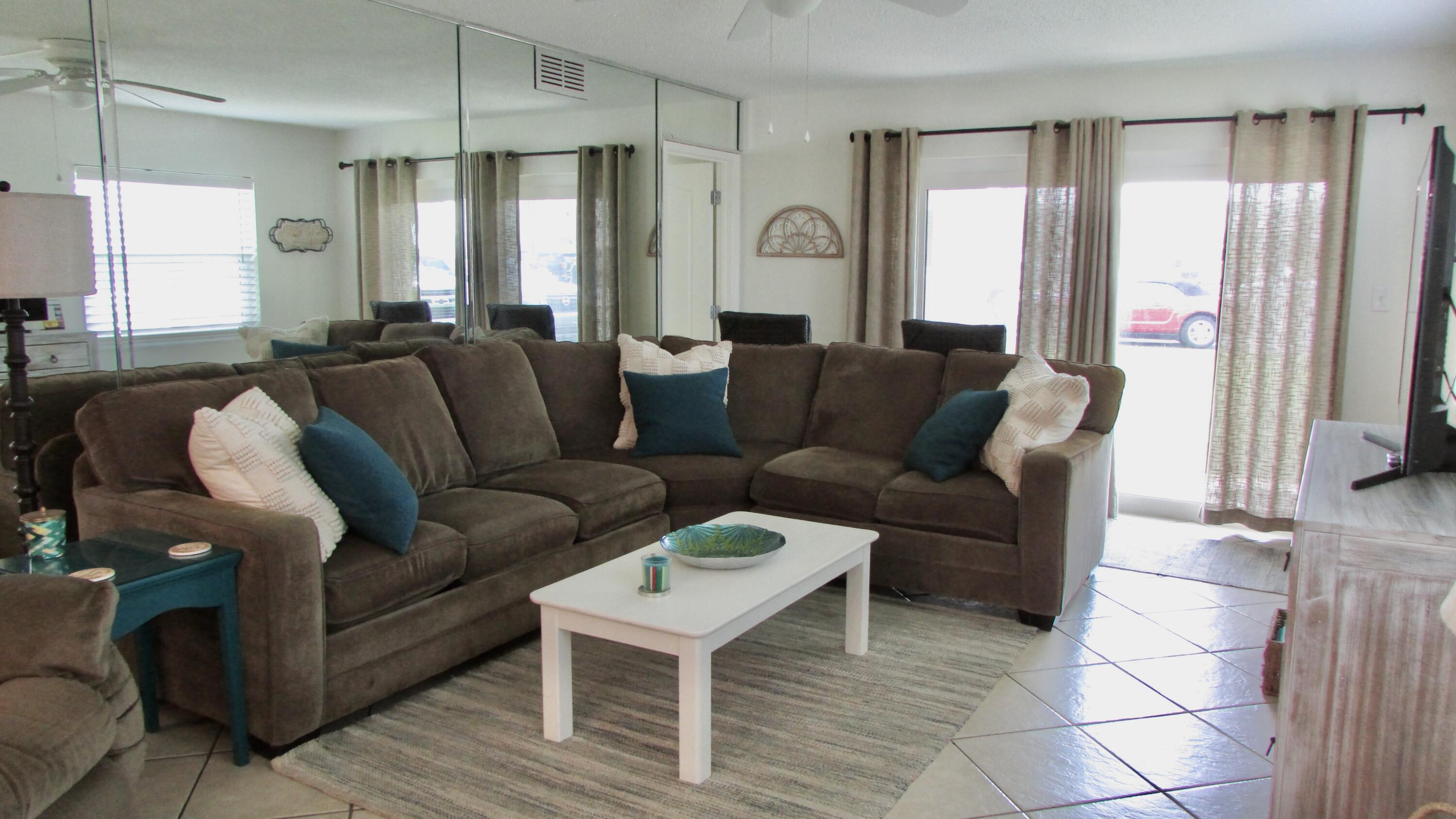 EL MATADOR CONDO - Residential