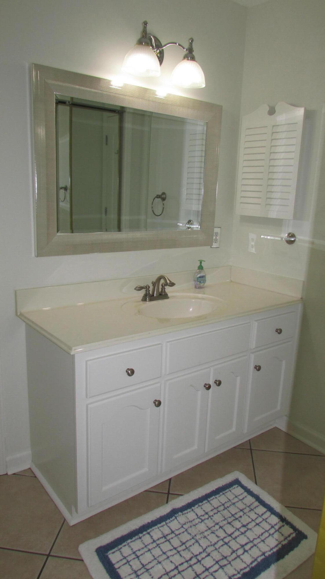 EL MATADOR CONDO - Residential