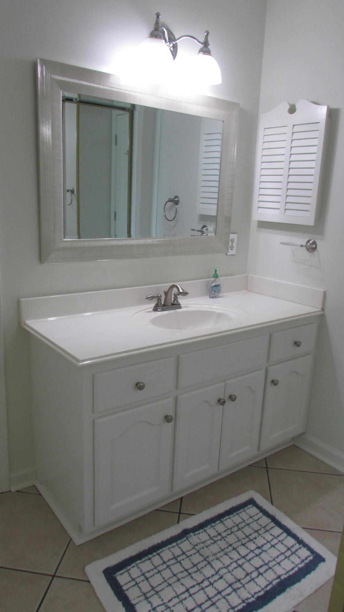 EL MATADOR CONDO - Residential