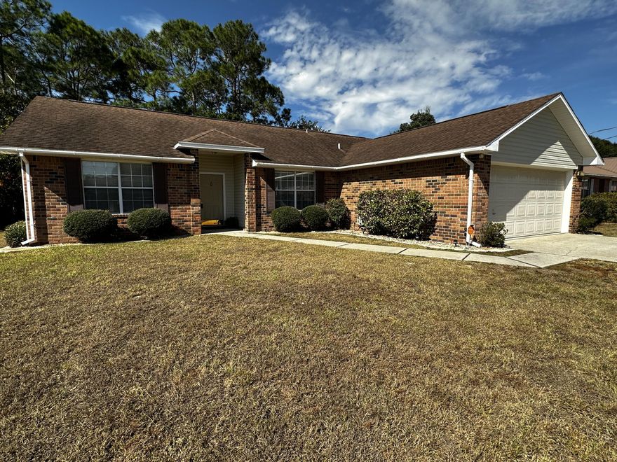 Welcome Home to  Countryview Estates!  Location South of town convent to Bases Beaches Shopping and I-10 ! The light and bright  kitchen features two large windows giving natural light to the area, a kitchen island, lots of cabinet and counter space. Great for the holiday seasons! The spacious living room area features high ceilings, planter shelfs and a glass back door. Outback welcome to the privacy of a landscaped back yard and a 9x14 covered porch! This Large Level Lot gives plenty of room for family, dogs and Bar-B- Q'S.Come settle down in this beautiful three bedroom home just south of I-10!