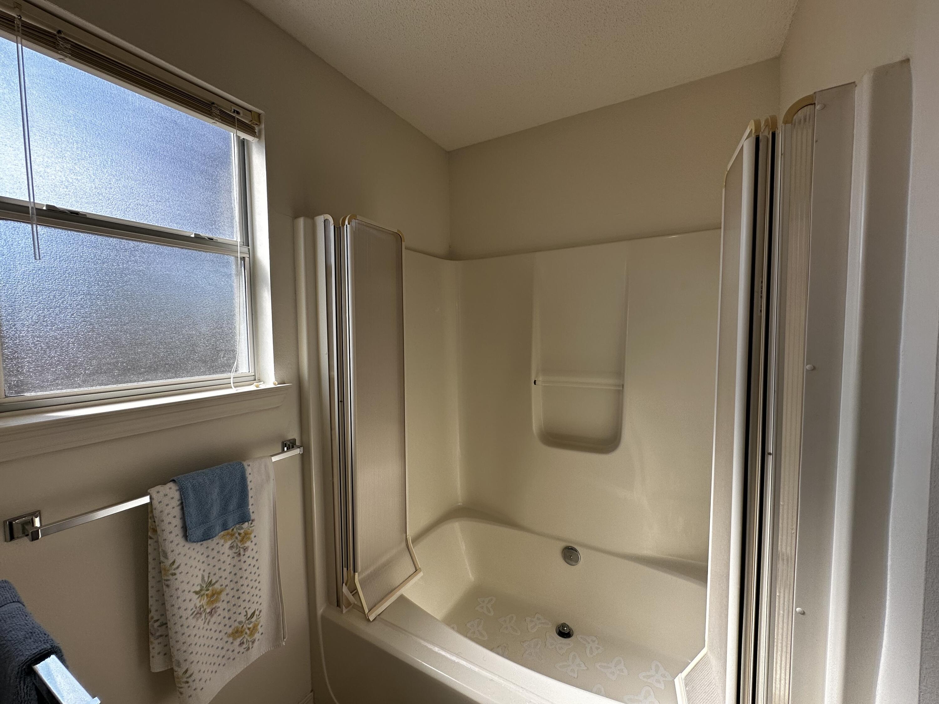 COUNTRYVIEW ESTATES 4TH ADDN PH 4 - Residential