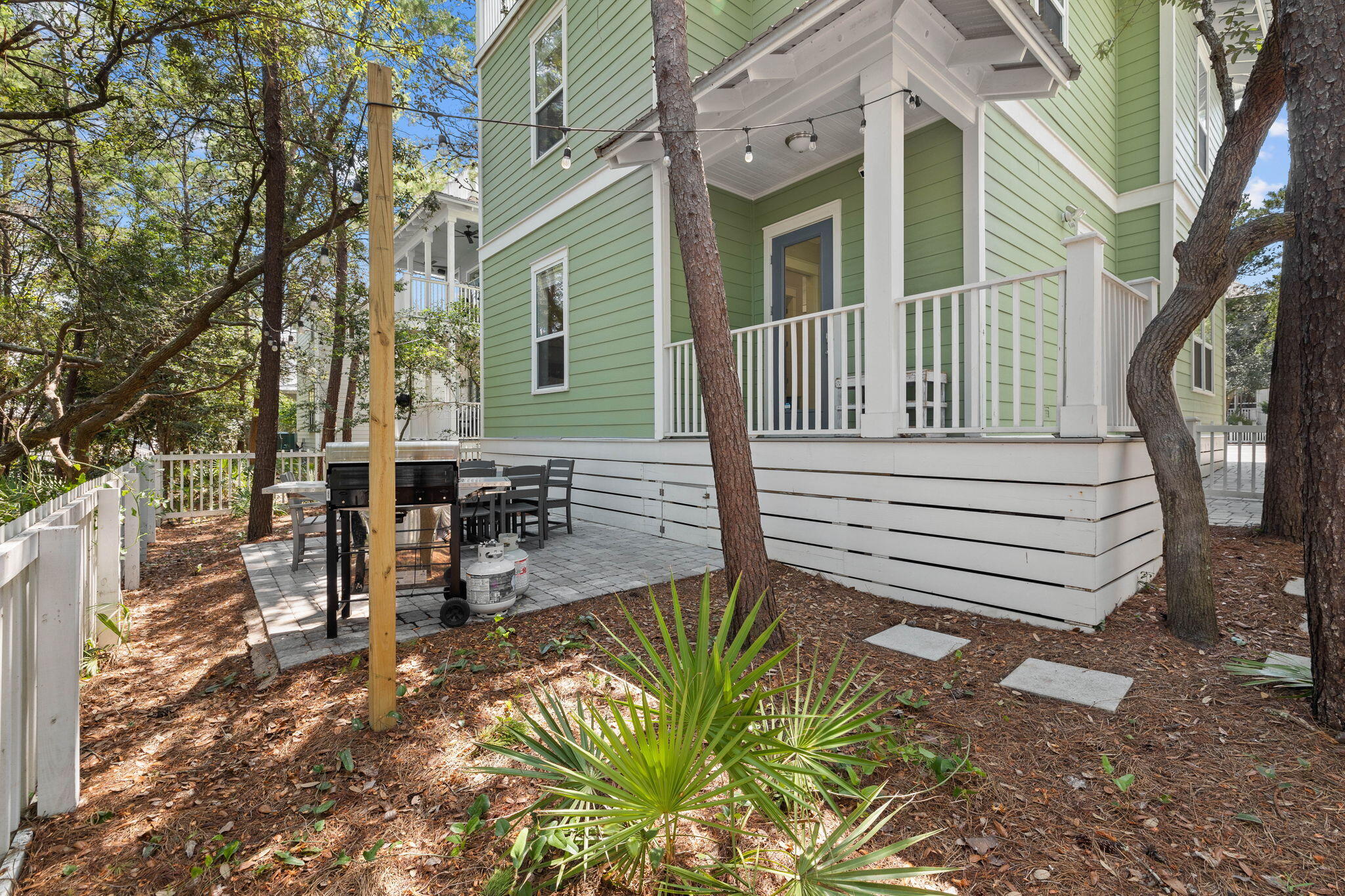 SUMMER'S EDGE - Residential