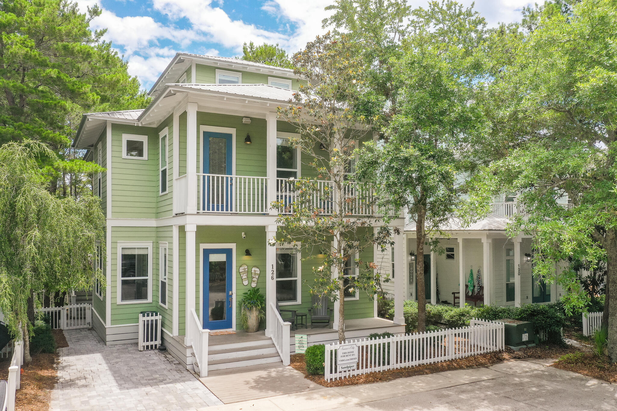 SUMMER'S EDGE - Residential