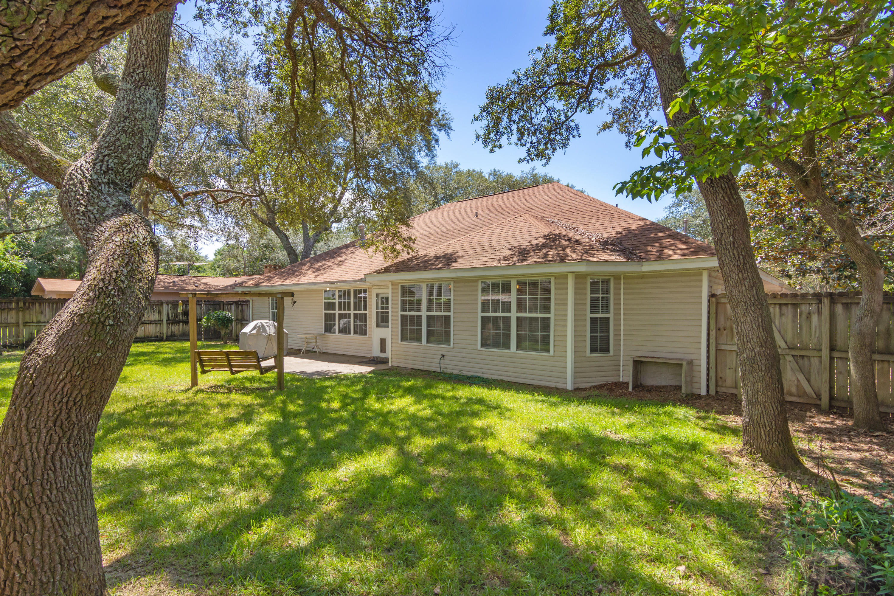 MAGNOLIA SHORES S/D - Residential