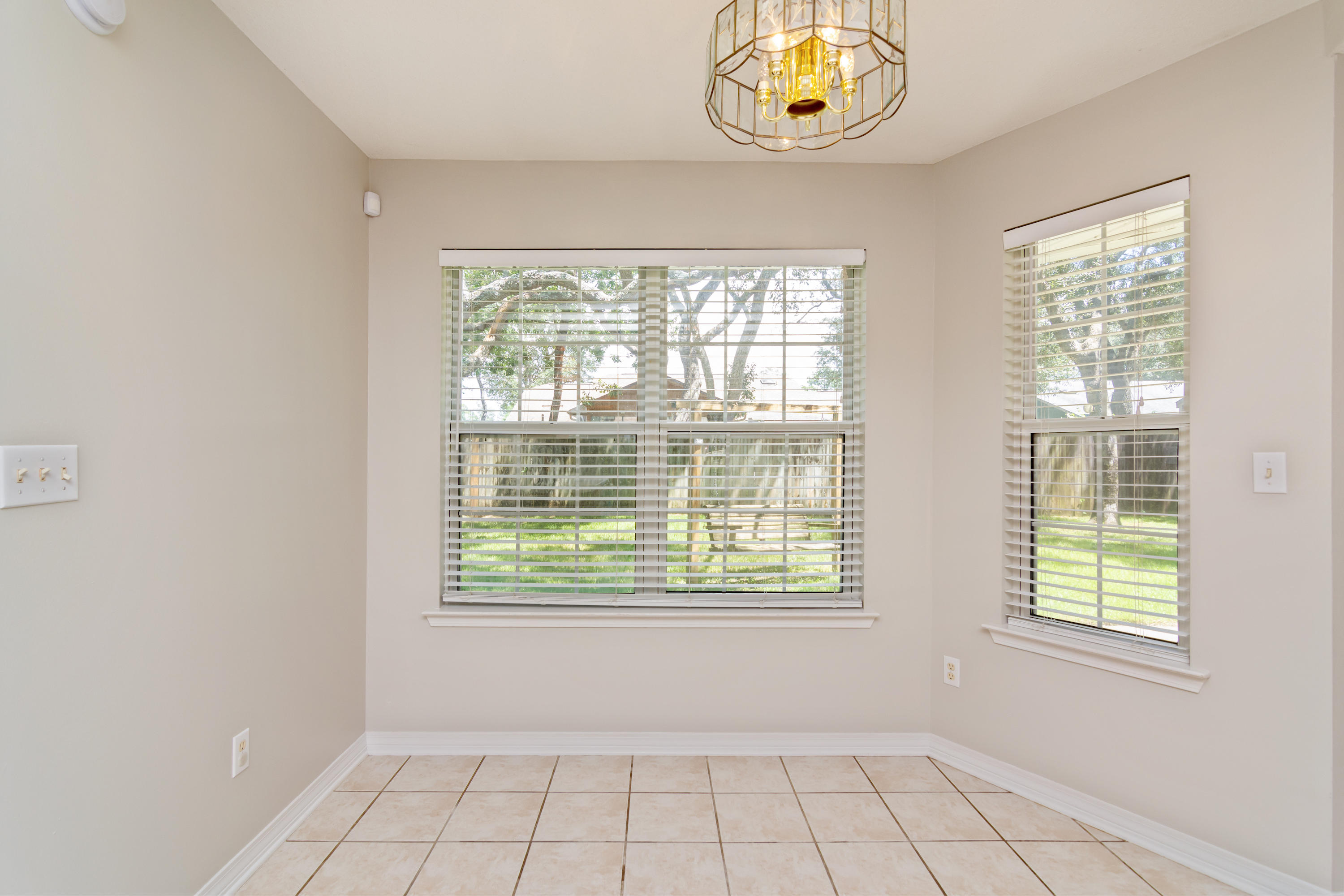 MAGNOLIA SHORES S/D - Residential