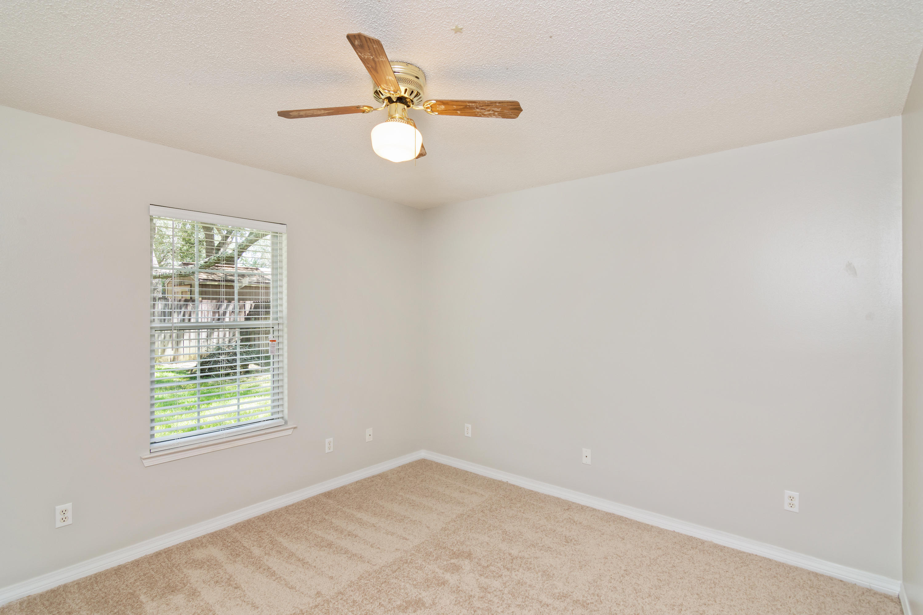 MAGNOLIA SHORES S/D - Residential