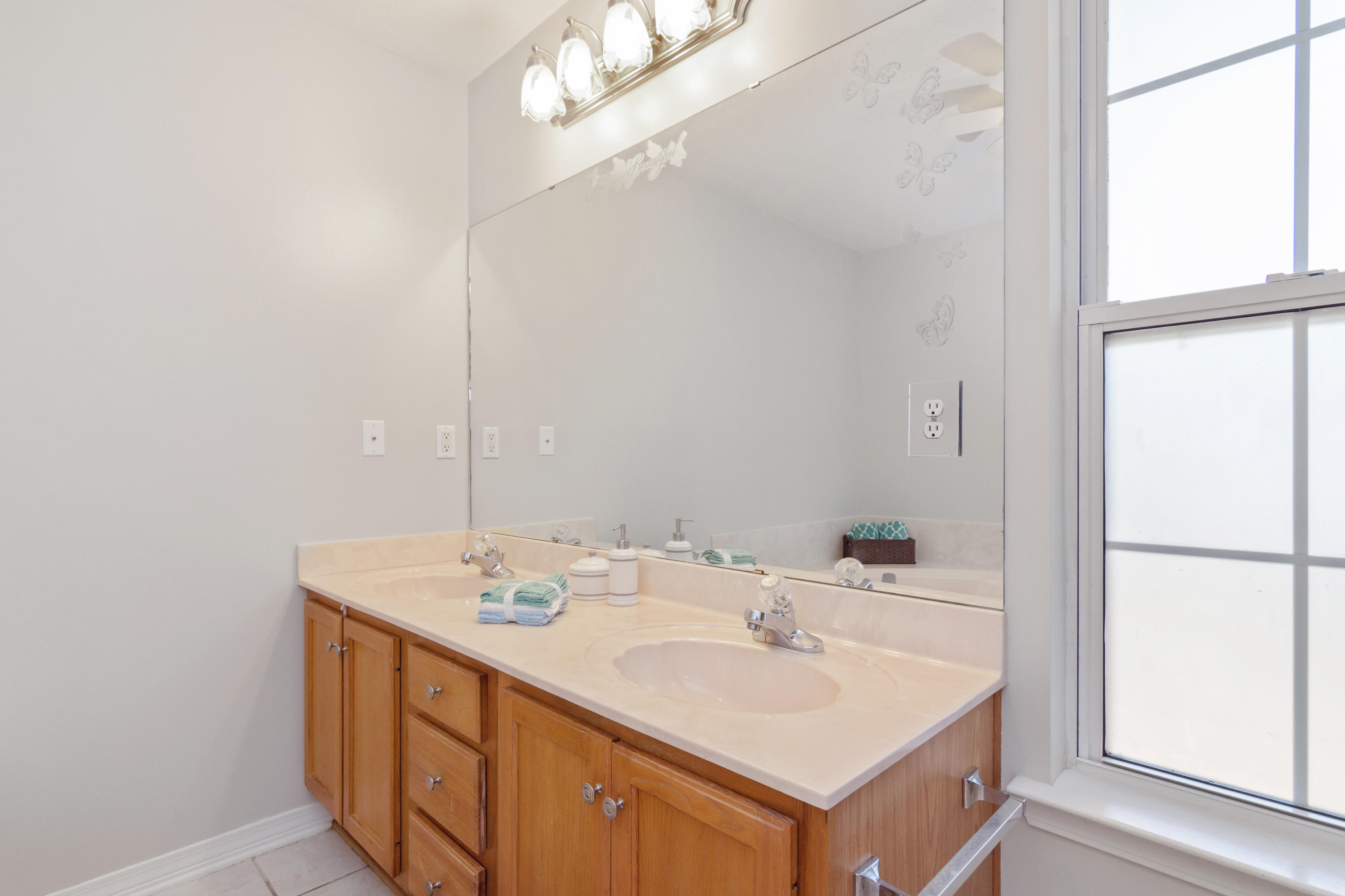 MAGNOLIA SHORES S/D - Residential