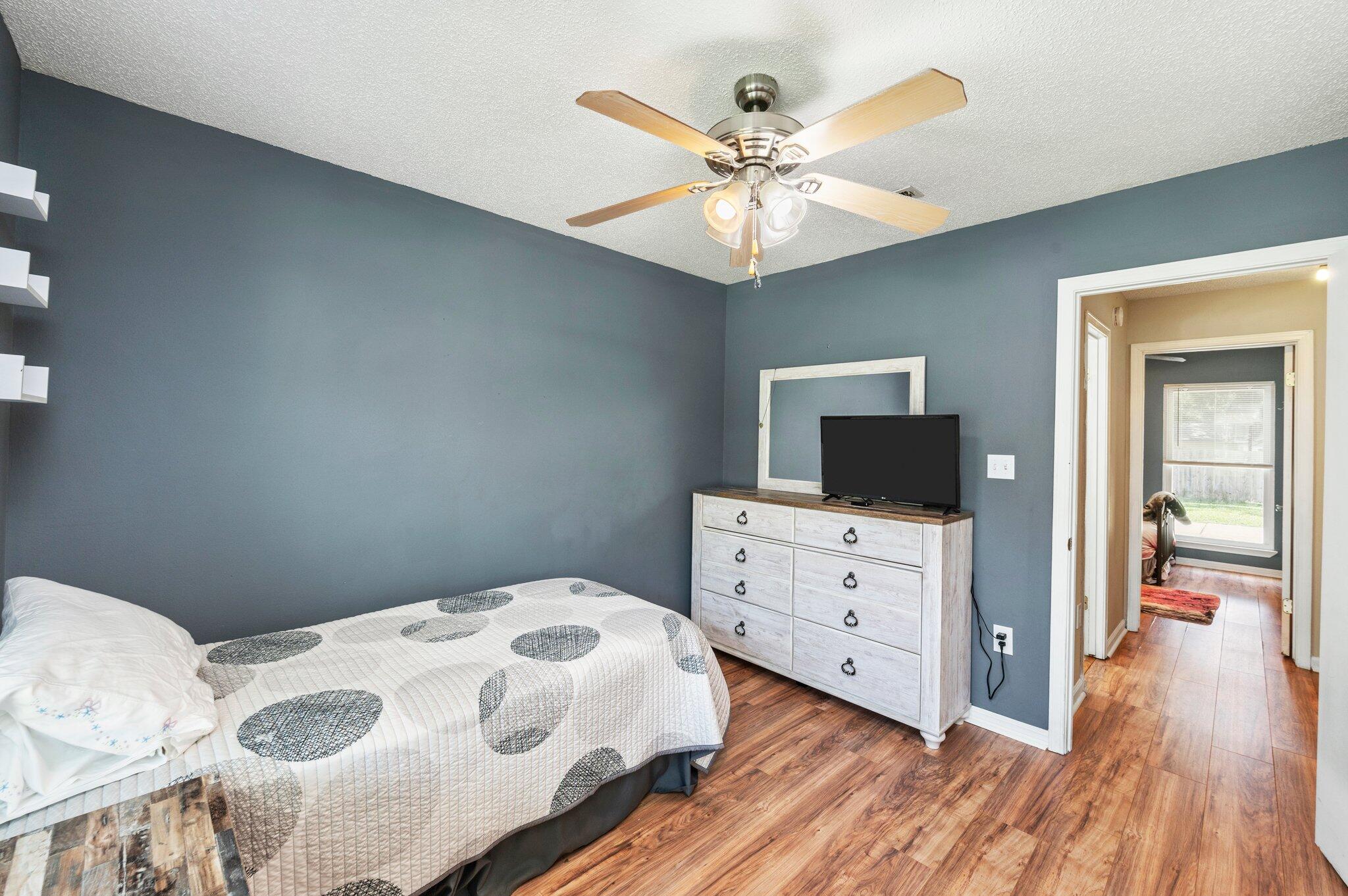 COUNTRY OAKS ESTATES PH 1 - Residential