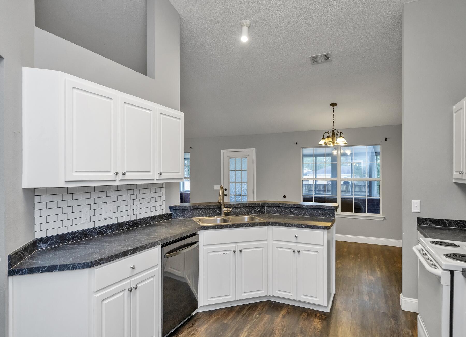 HOLLEY BY THE SEA - Residential Lease