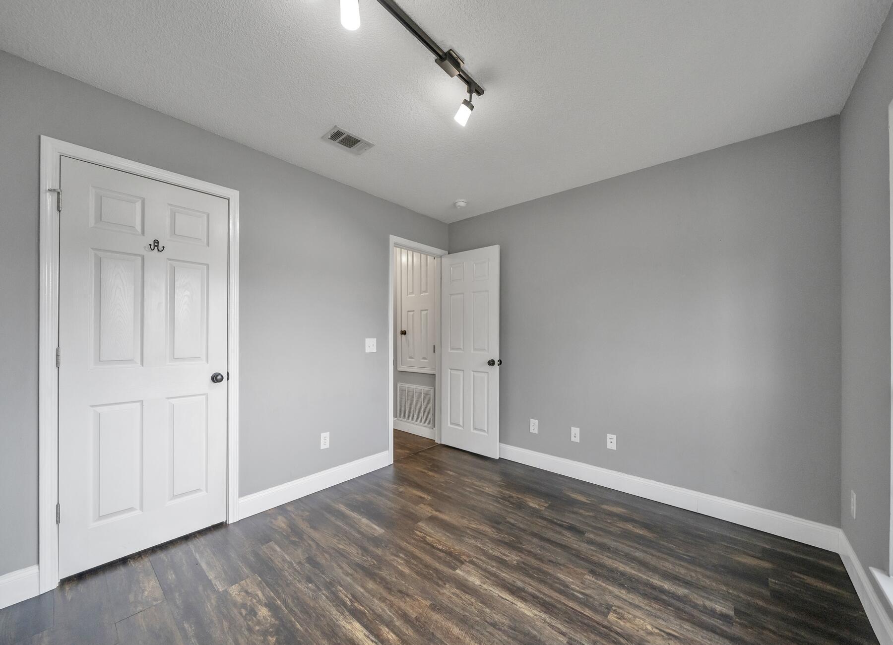 HOLLEY BY THE SEA - Residential Lease