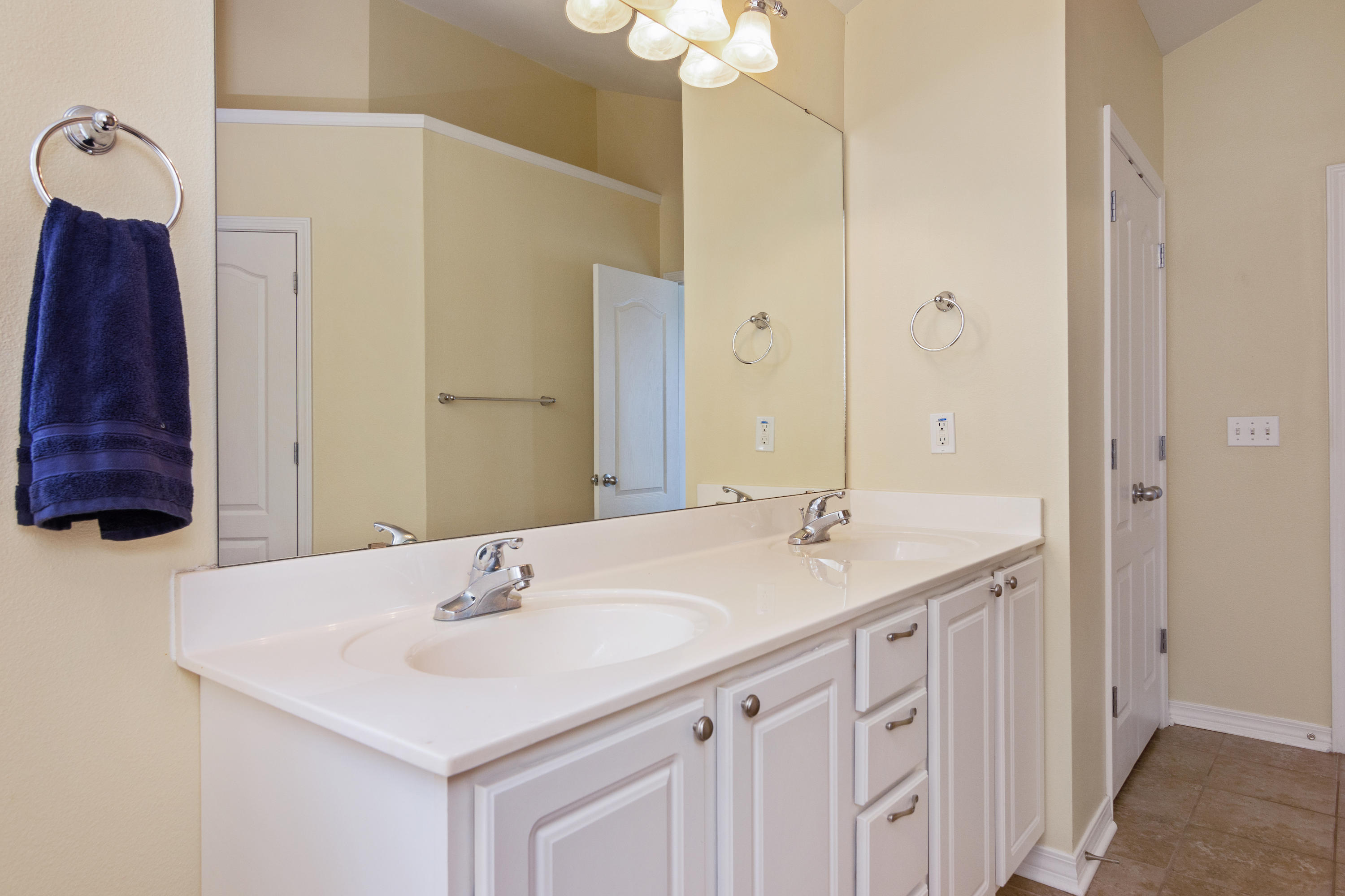 SANDY RIDGE ESTATES - Residential