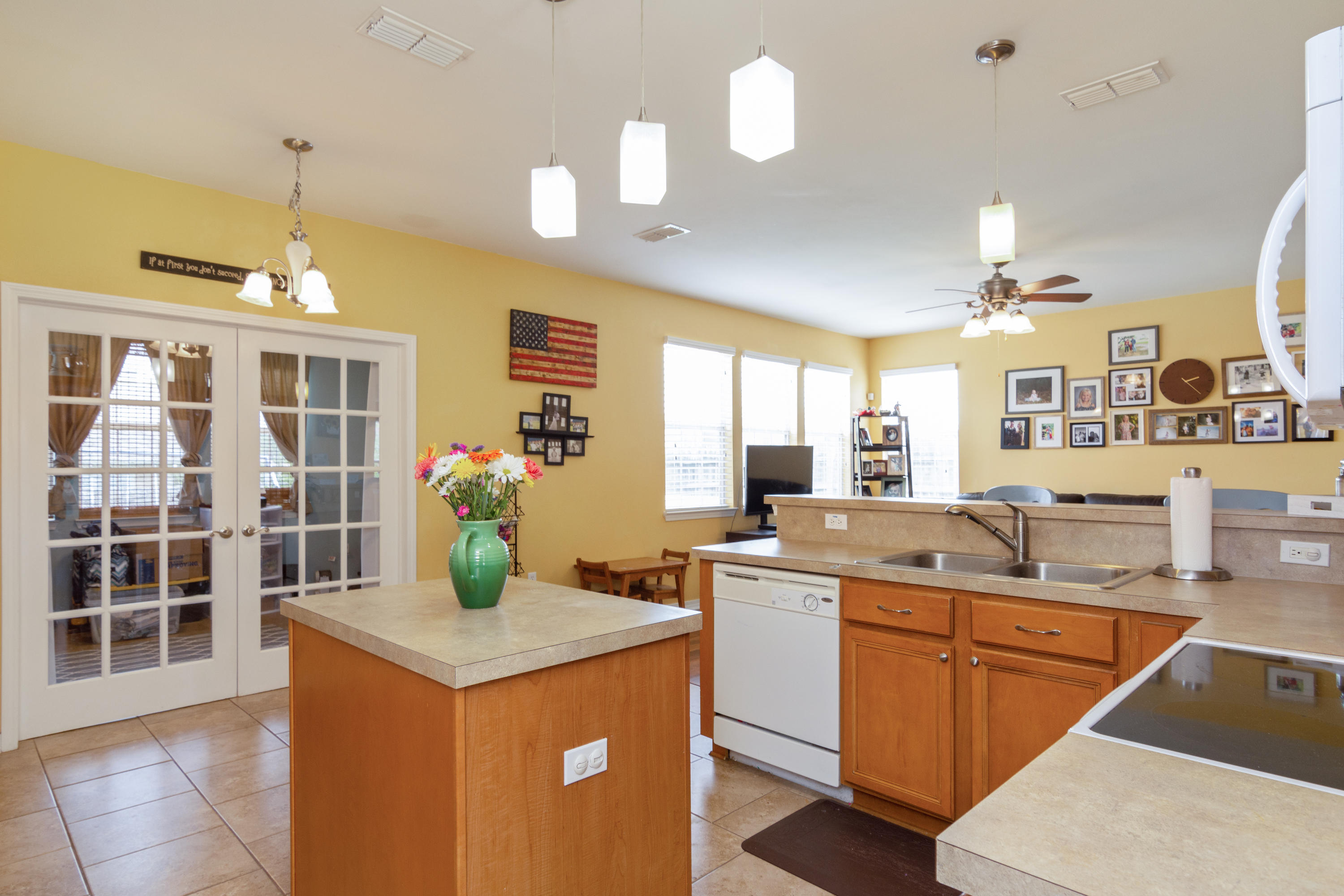 SANDY RIDGE ESTATES - Residential