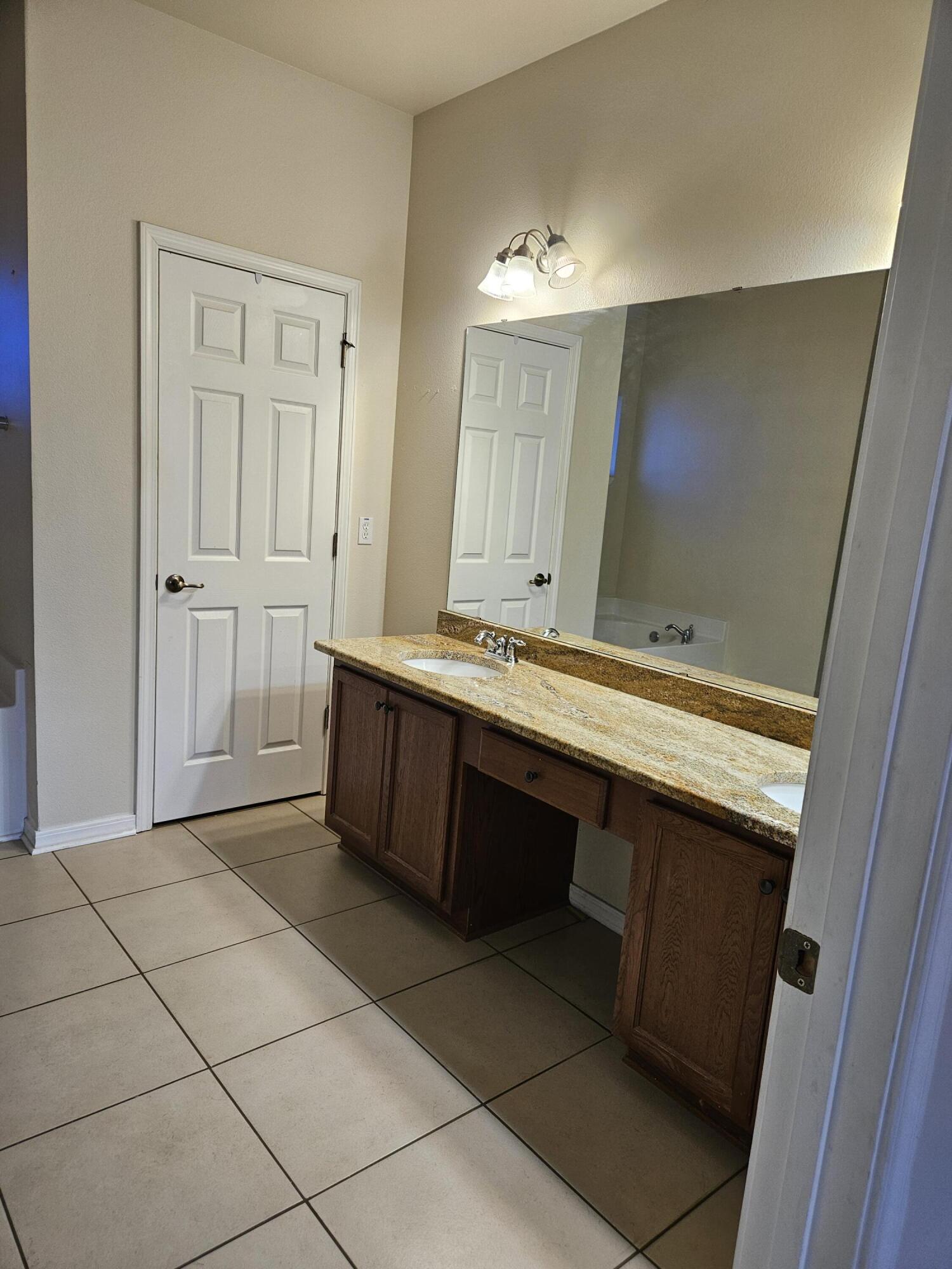 CARNEGIE HILLS - Residential